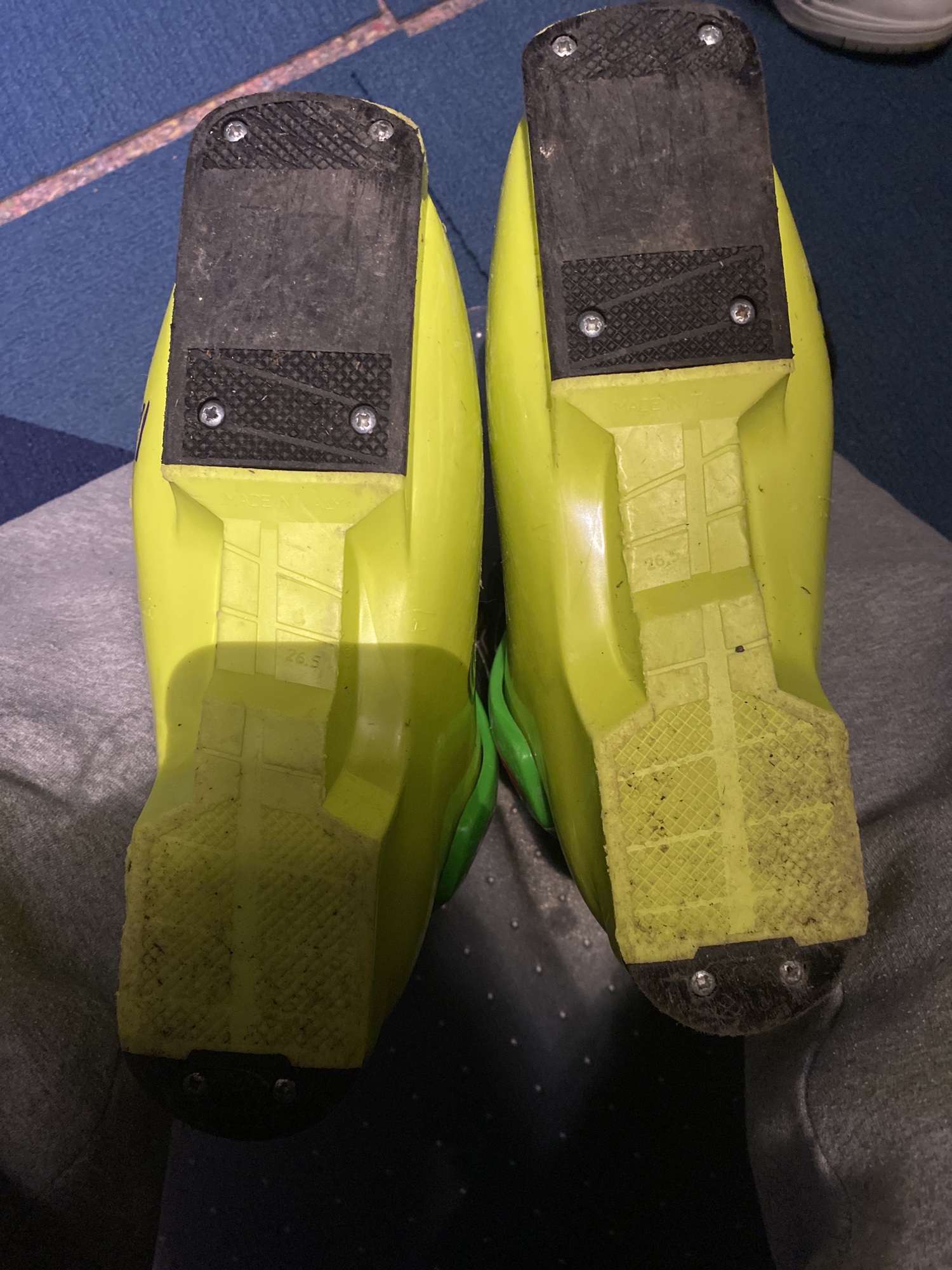 Unisex All Mountain Stiff Flex RC Pro 130 Vacuum Full Fit Ski Boots SidelineSwap