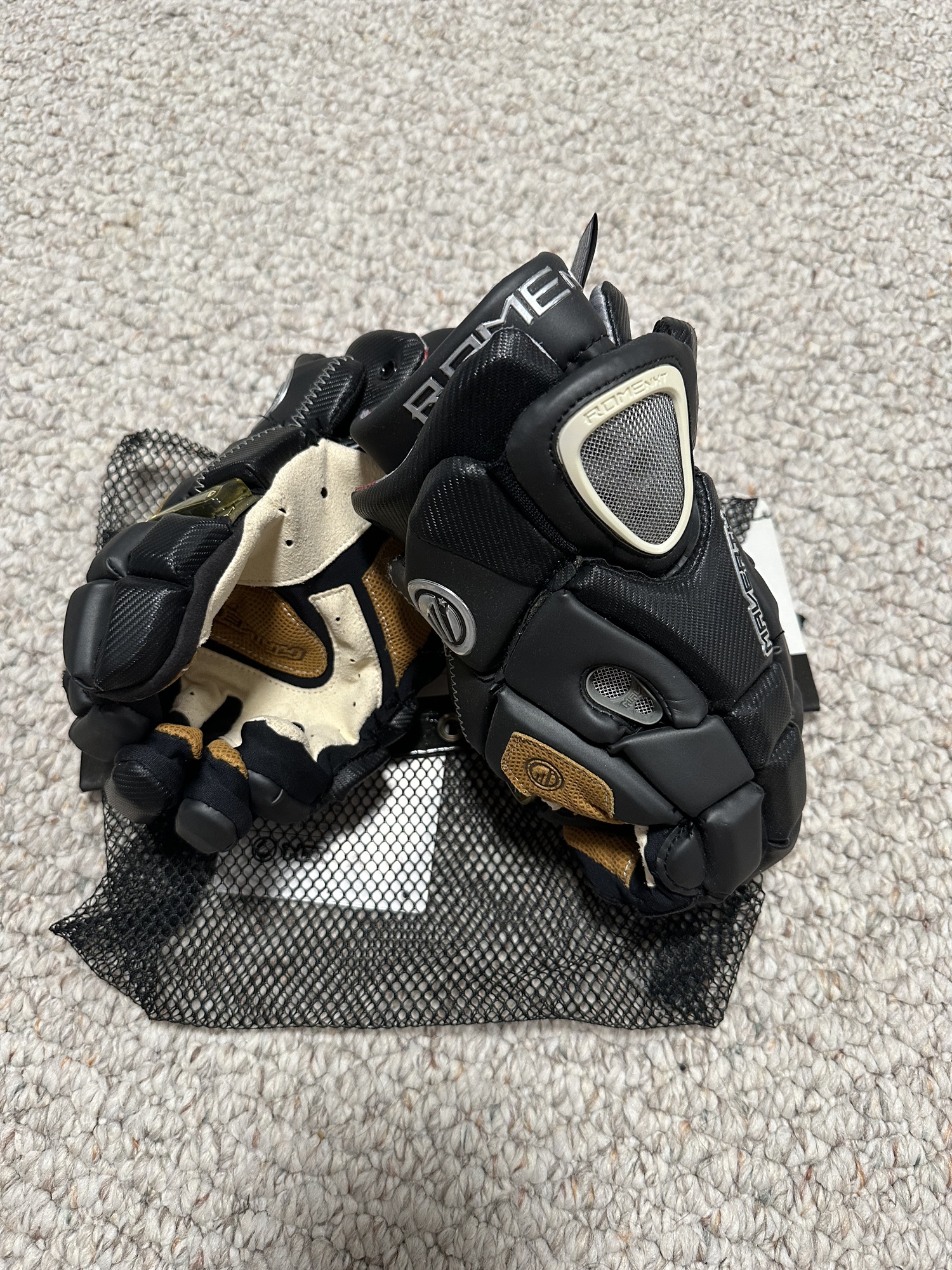 New Player's Maverik 13" Rome NXT Lacrosse Gloves SidelineSwap