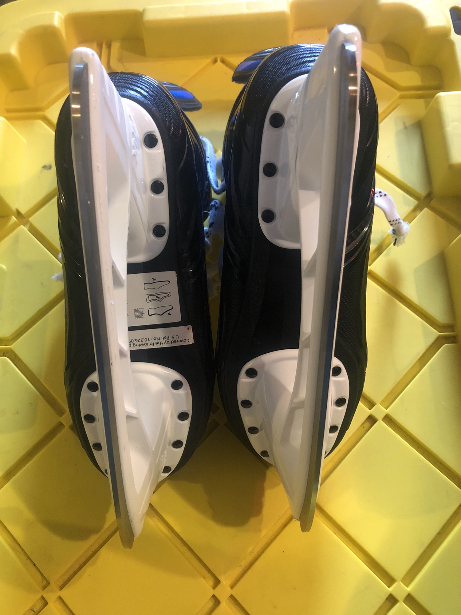 Bauer Vapor Volt Ice Hockey Skates SidelineSwap