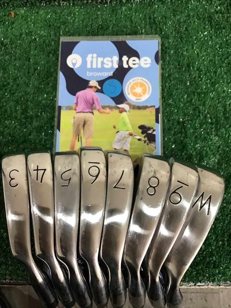 Knight Solarus Iron Set 3PW With Light Flex Seniors Graphite Shafts 1