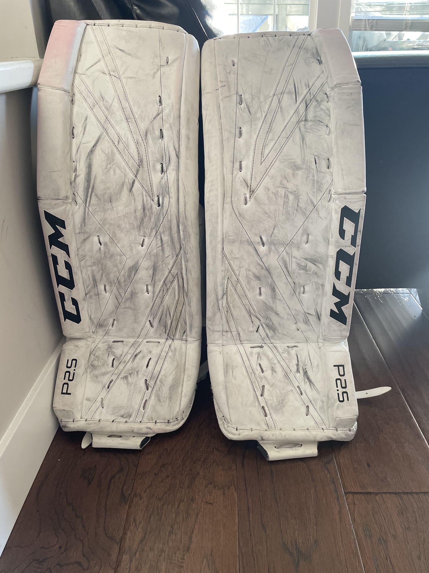 30" CCM Premier P2.5 Goalie Leg Pads SidelineSwap