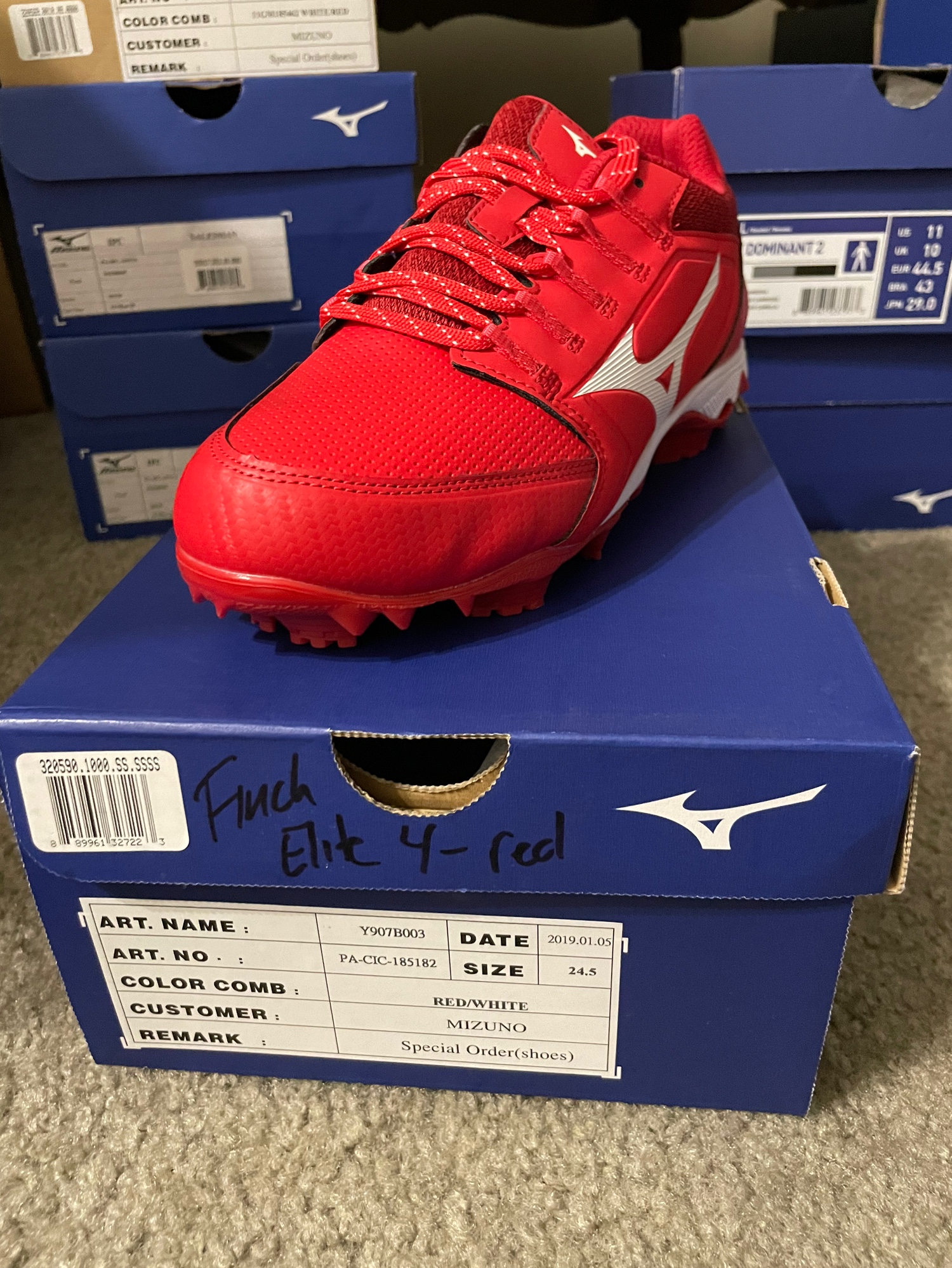 mizuno finch cleats