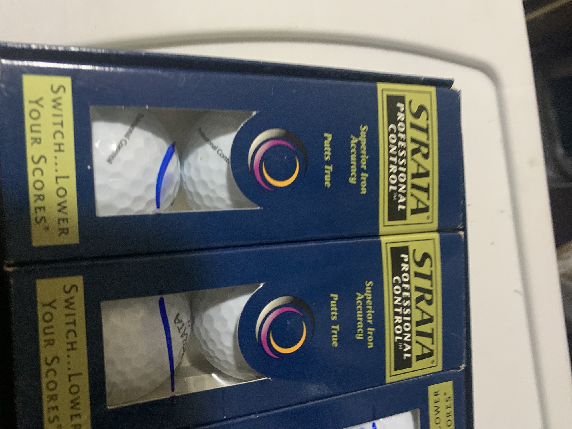 Golf balls Strata 12 Pc total New SidelineSwap