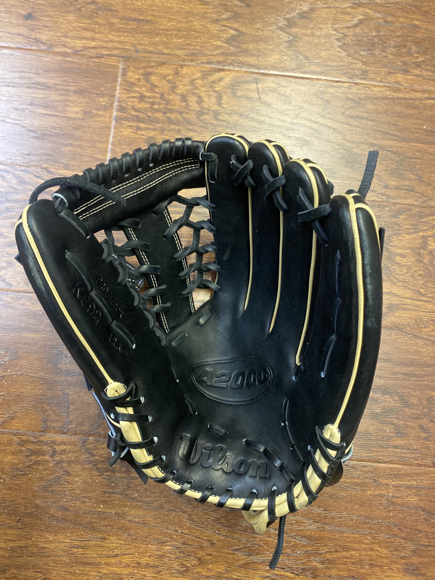 Wilson A2000 KP92 12.5” Baseball Outfielder Glove Black Tan SidelineSwap