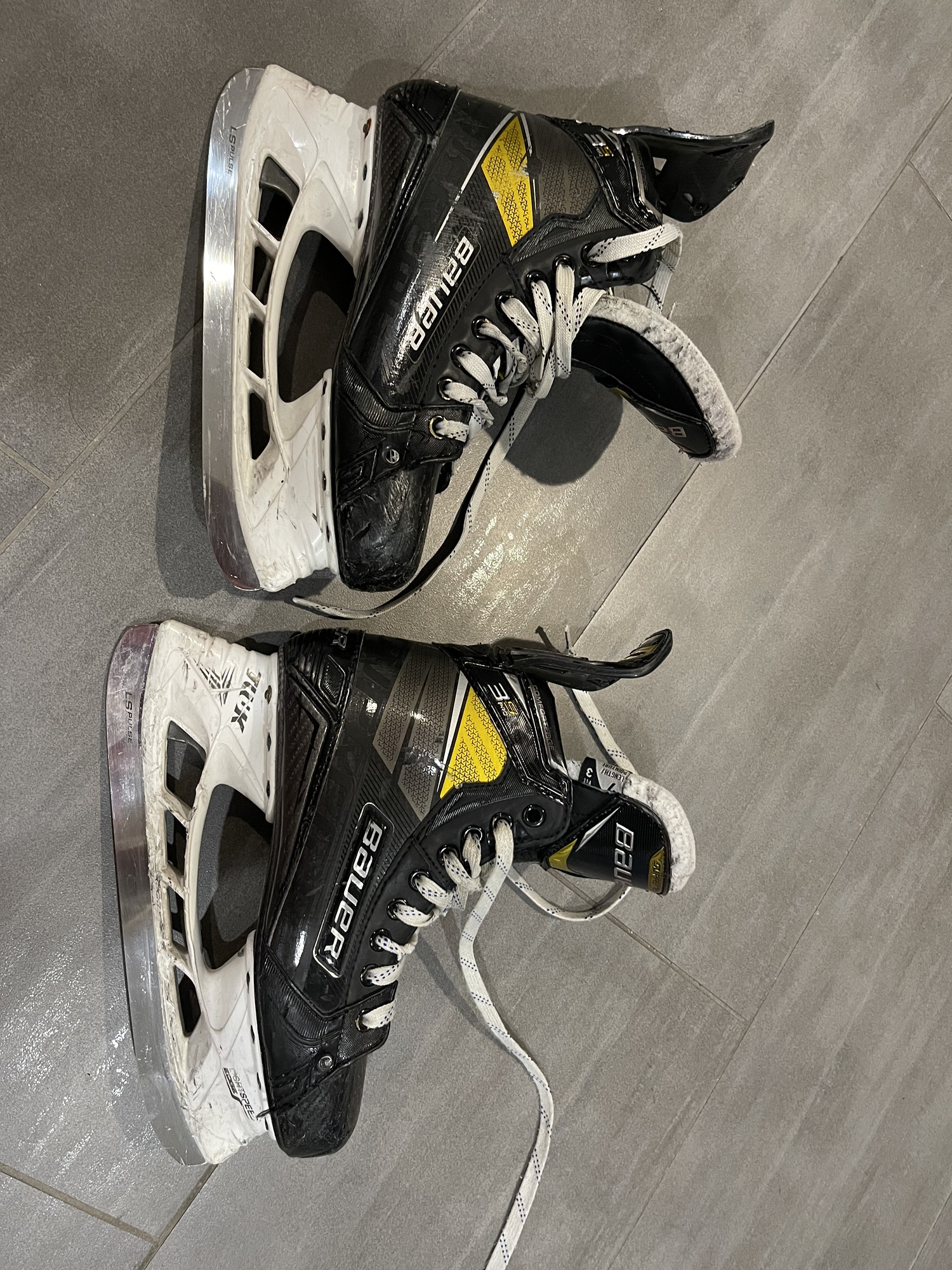 Used Bauer 3s Pro Ice Hockey Skates Size 7 Fit 3 SidelineSwap