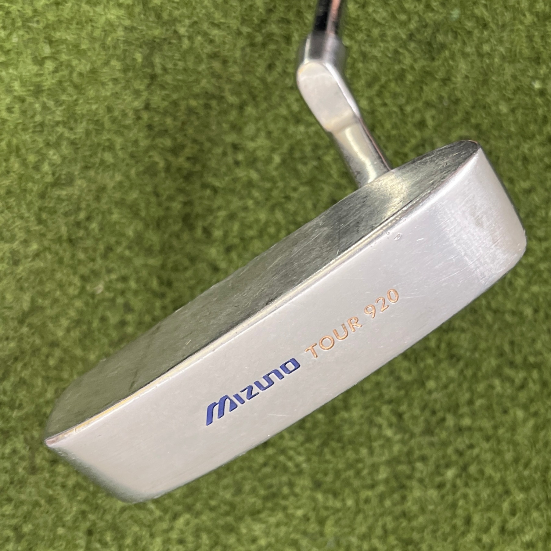 Mizuno Tour 920 Putter, 35",RH, Stock Steel Shaft & Golf Pride Grip