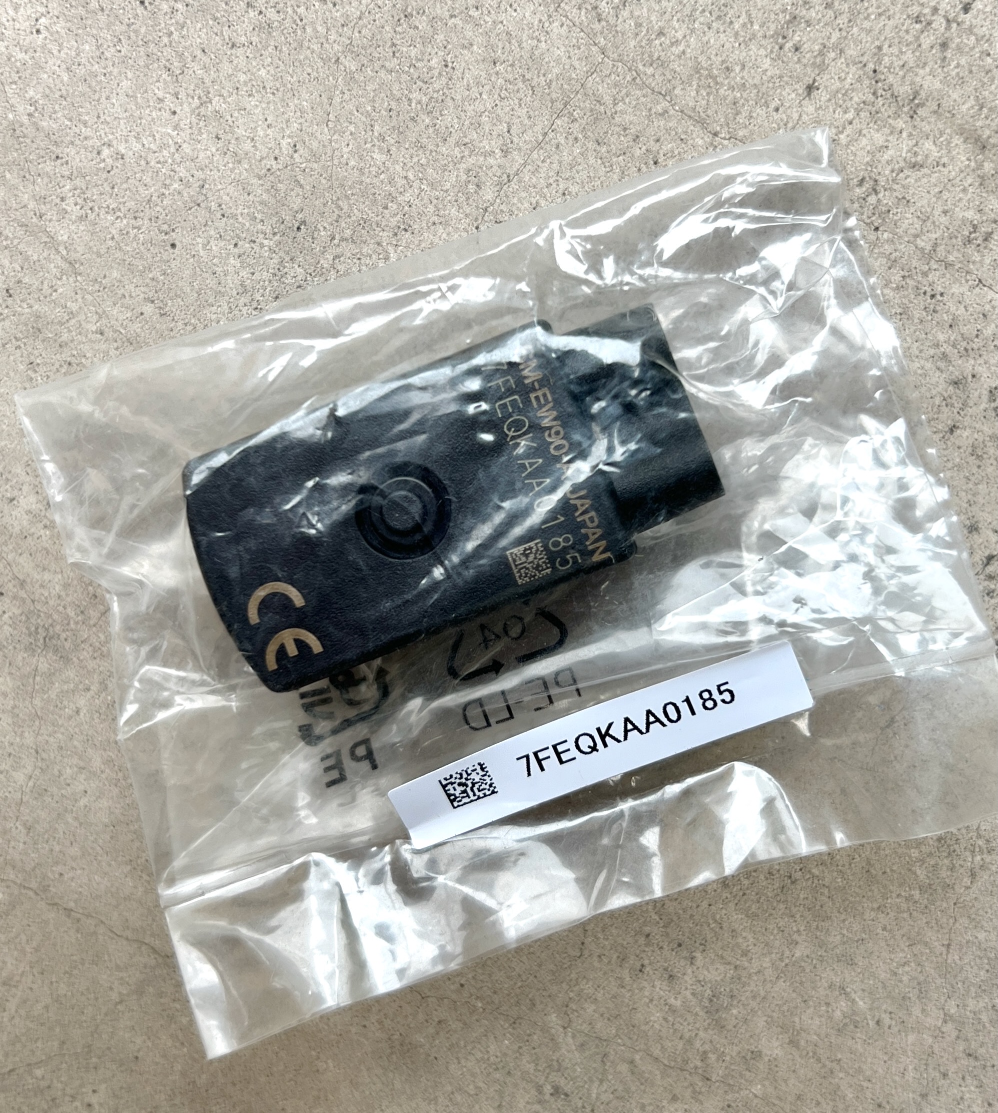 SHIMANO SMEW90A Di2 Cockpit Junction A Box 3Port Under Stem Mount