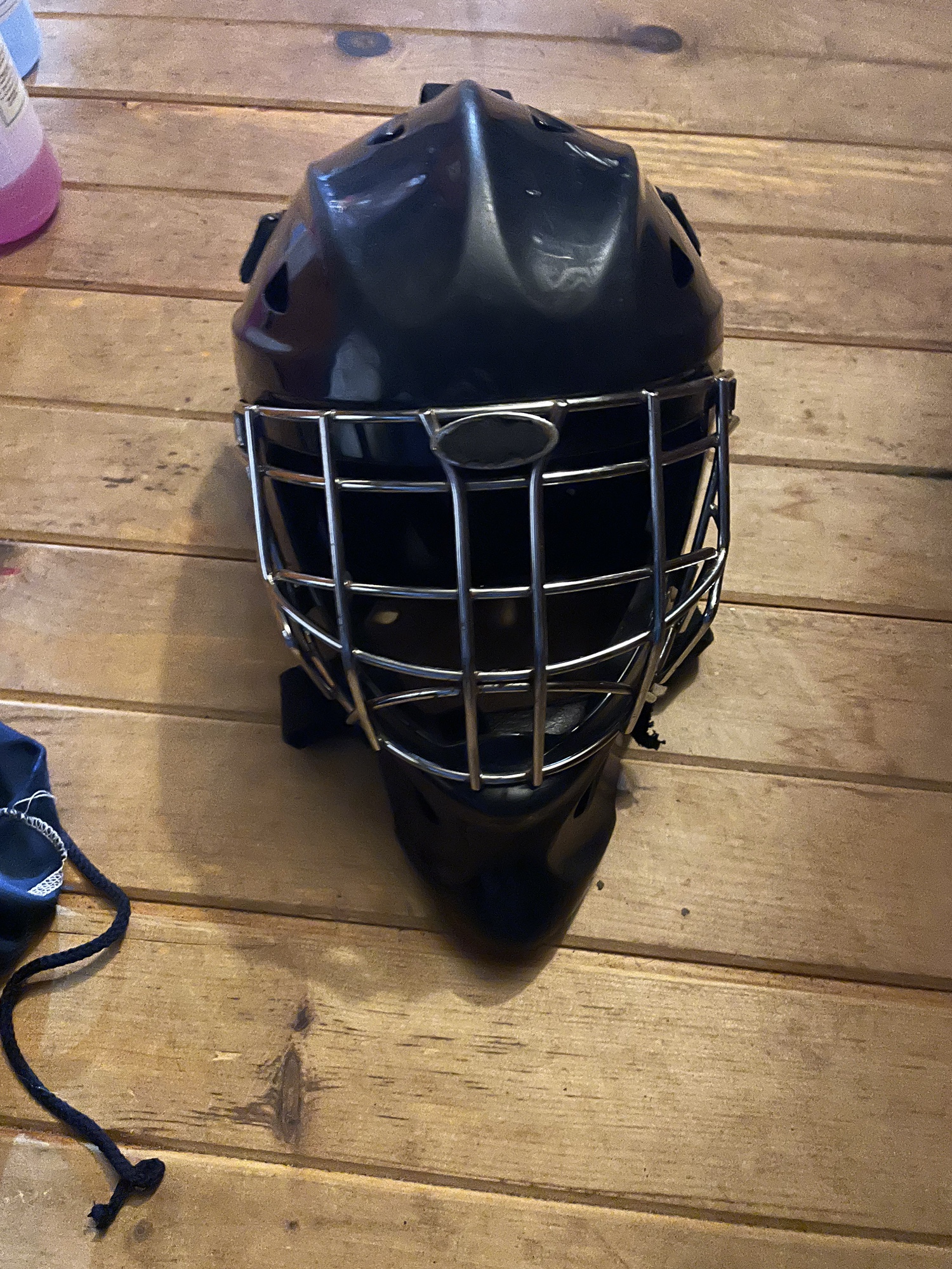 Itech goalie helmet | SidelineSwap