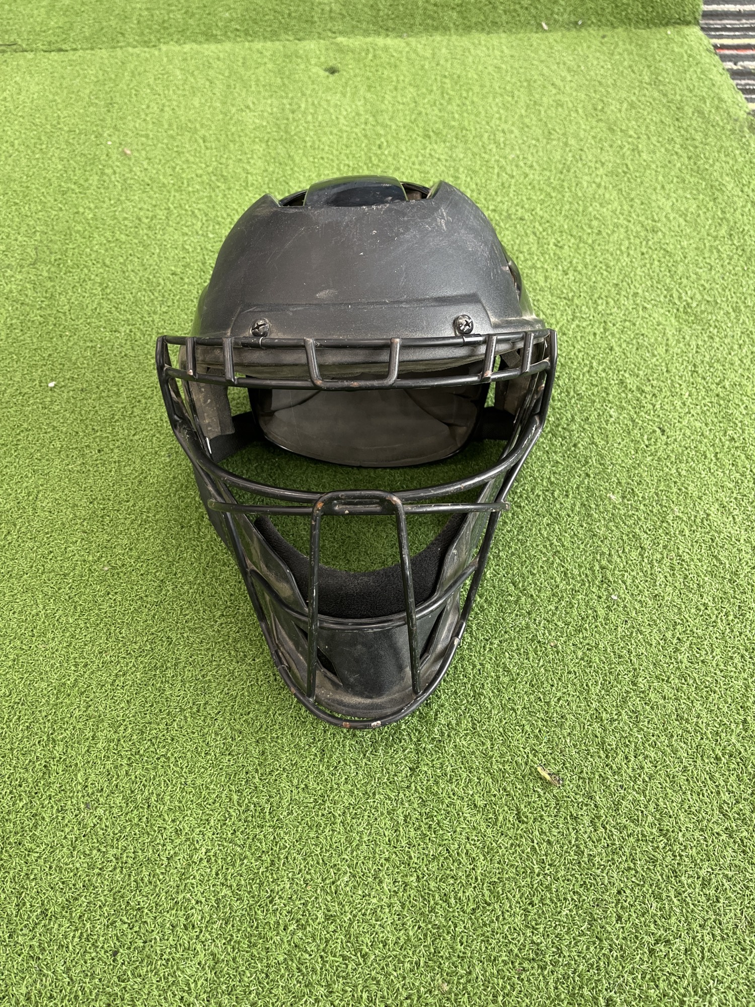 Used Easton Catcher's Mask SidelineSwap