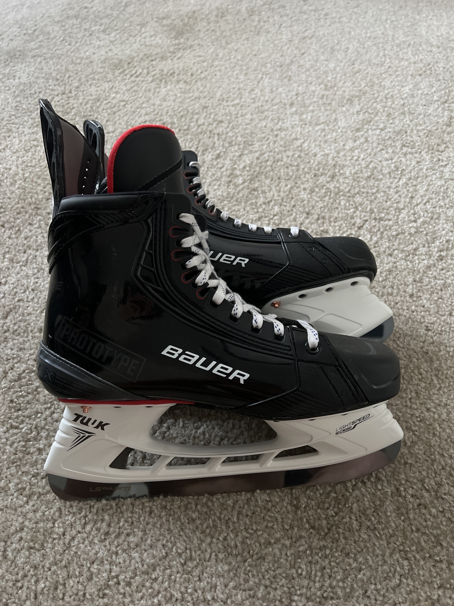 Pro Stock Bauer Vapor Hyperlite Prototype Sr Ice Hockey Skates Size 10