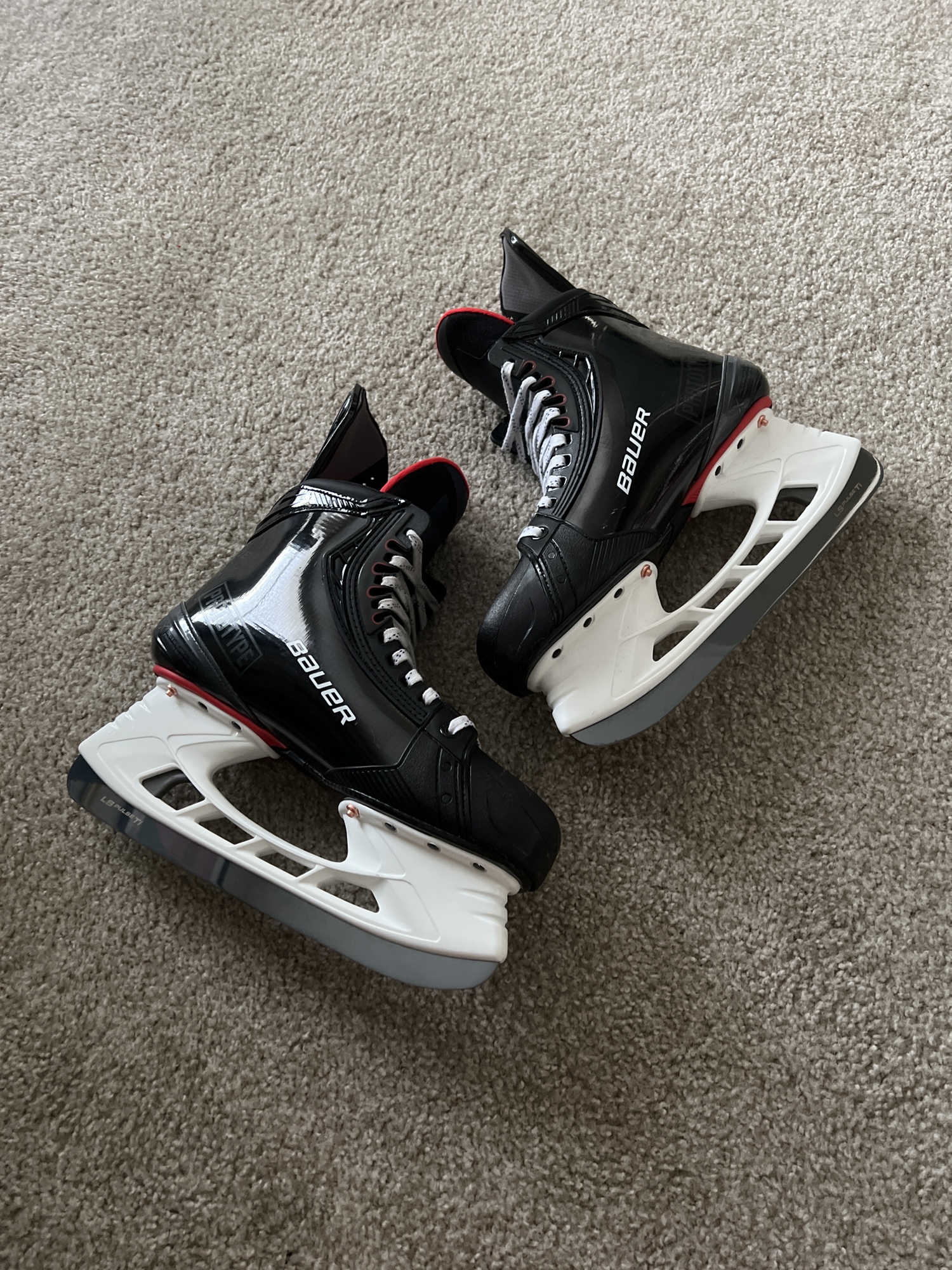 Pro Stock Bauer Vapor Hyperlite Prototype Sr Ice Hockey Skates Size 10