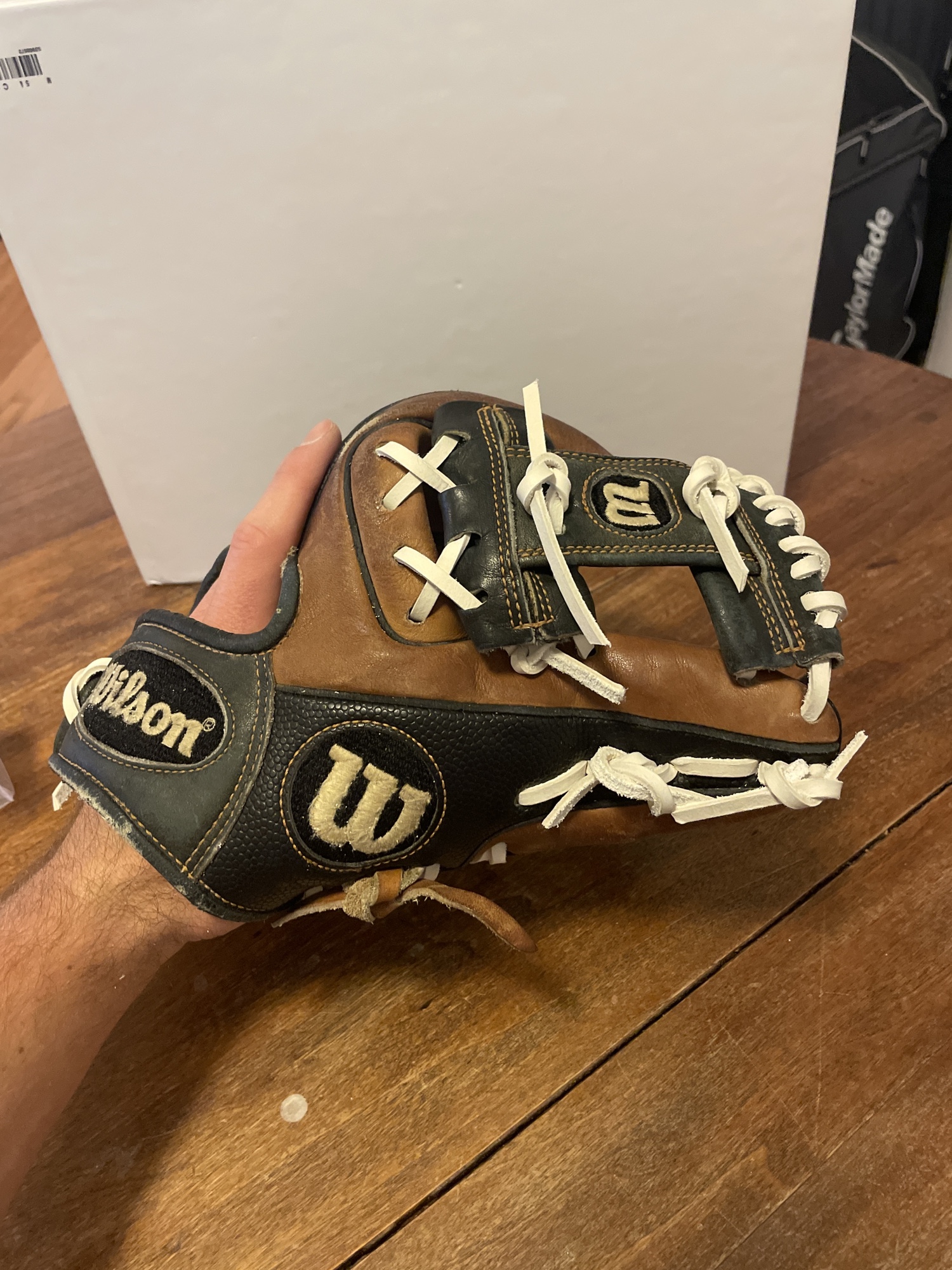 Used Infield 11.25" A2000 1788 Baseball Glove SidelineSwap