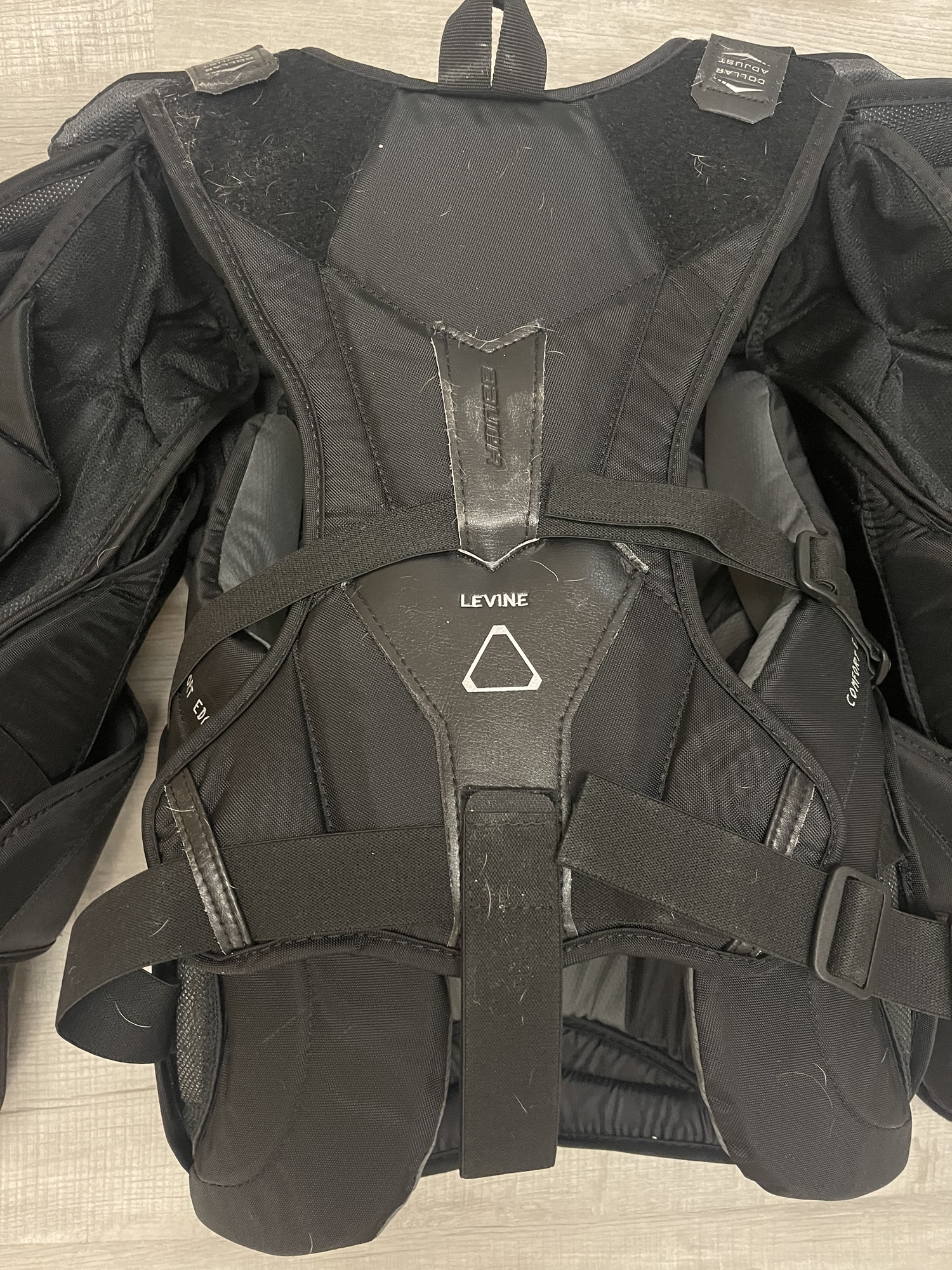 Bauer Supreme Mach Chest Protector XL, Custom Padding SidelineSwap