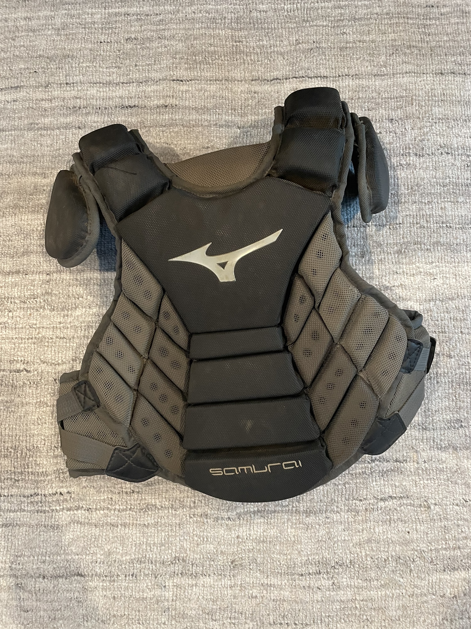Mizuno Samurai Catcher's Chest Protector SidelineSwap