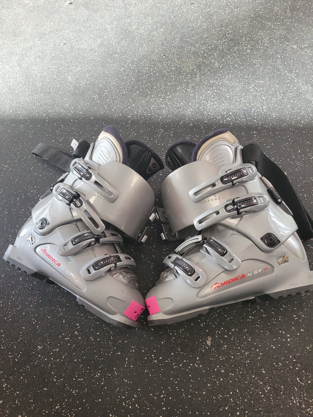 Used Nordica Nstw 250 Mp M07 W08 Women's Downhill Ski Boots