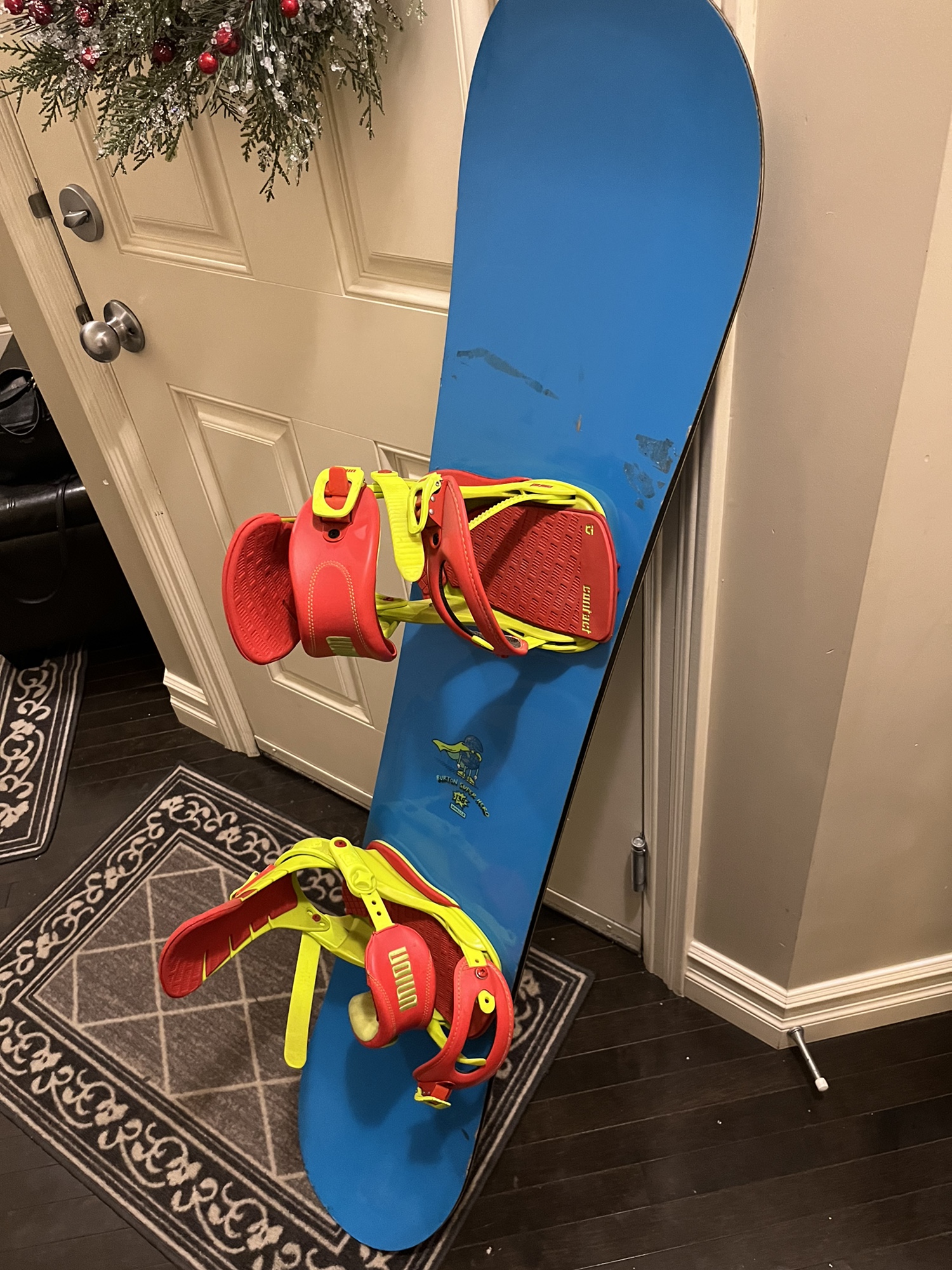 Burton Custom Smalls Snowboard (138cm) With Union Bindings SidelineSwap