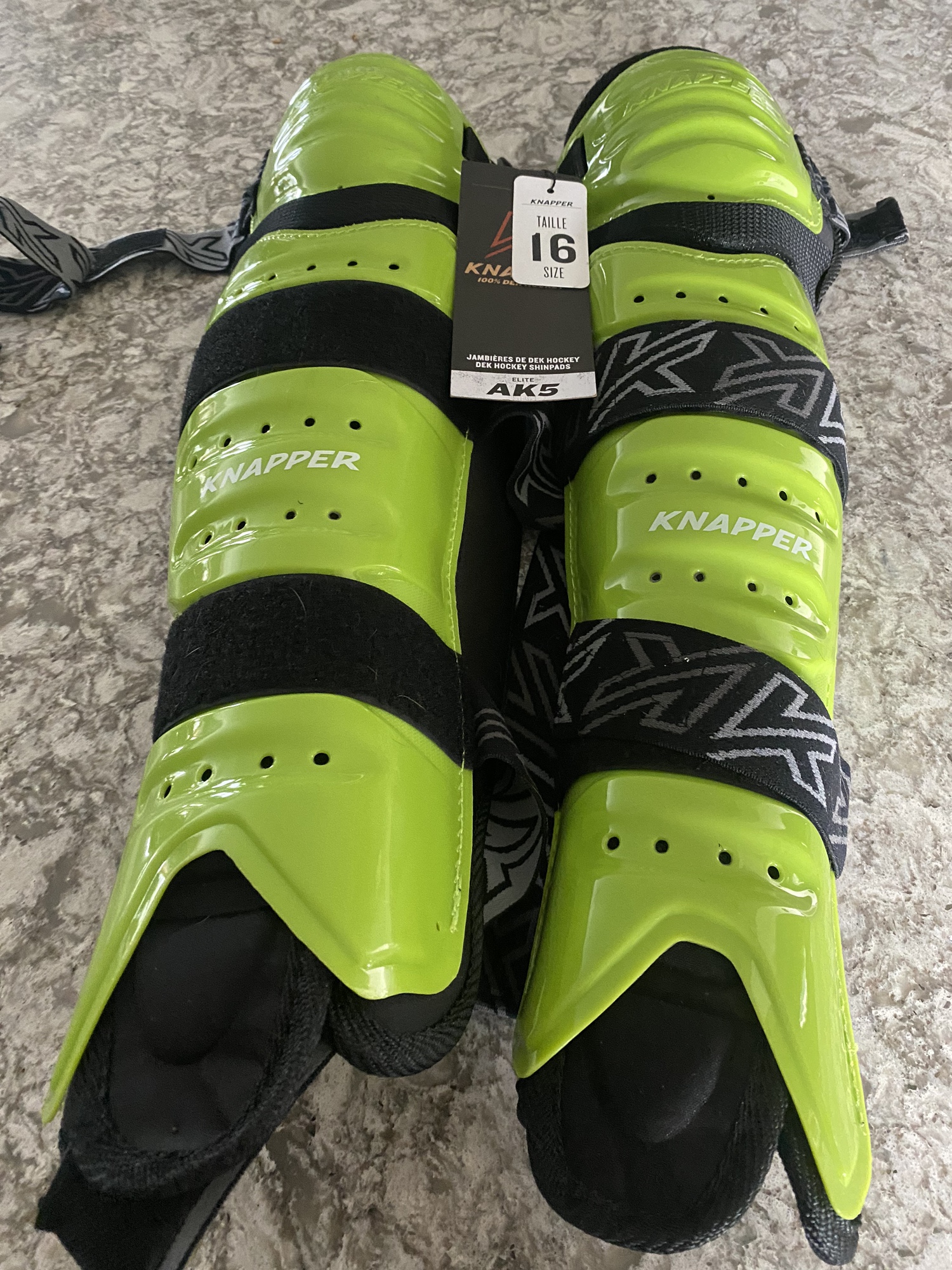 Knapper AK5 Dek Hockey Shin Guards SidelineSwap