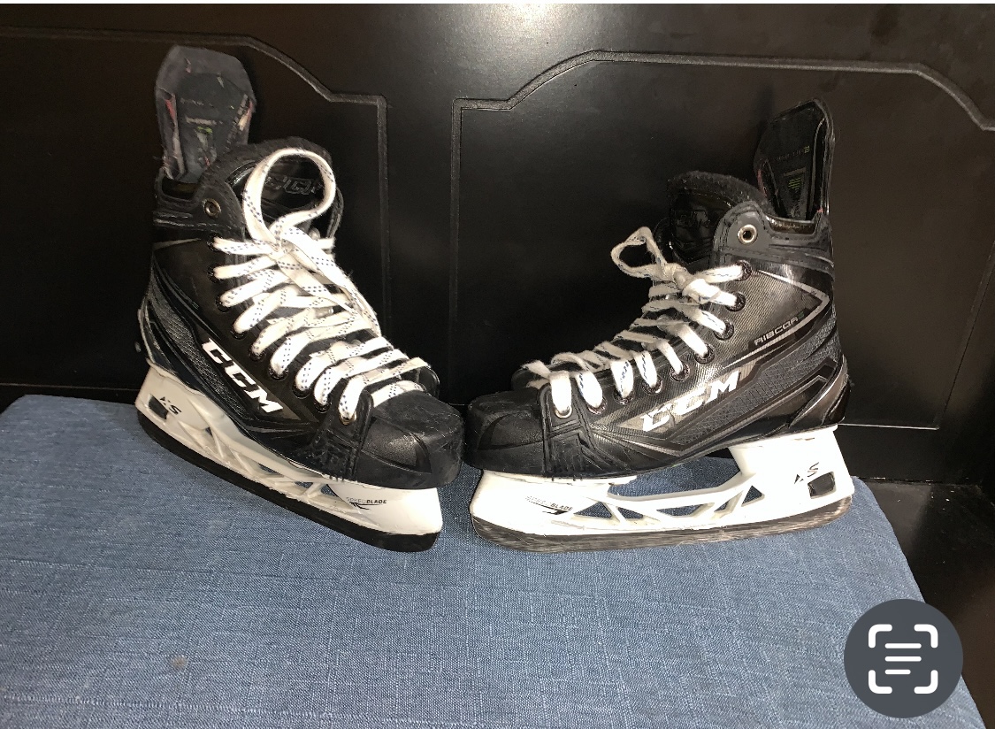size 4 ccm Ribcor 80K hockey skates with extra set of black steel