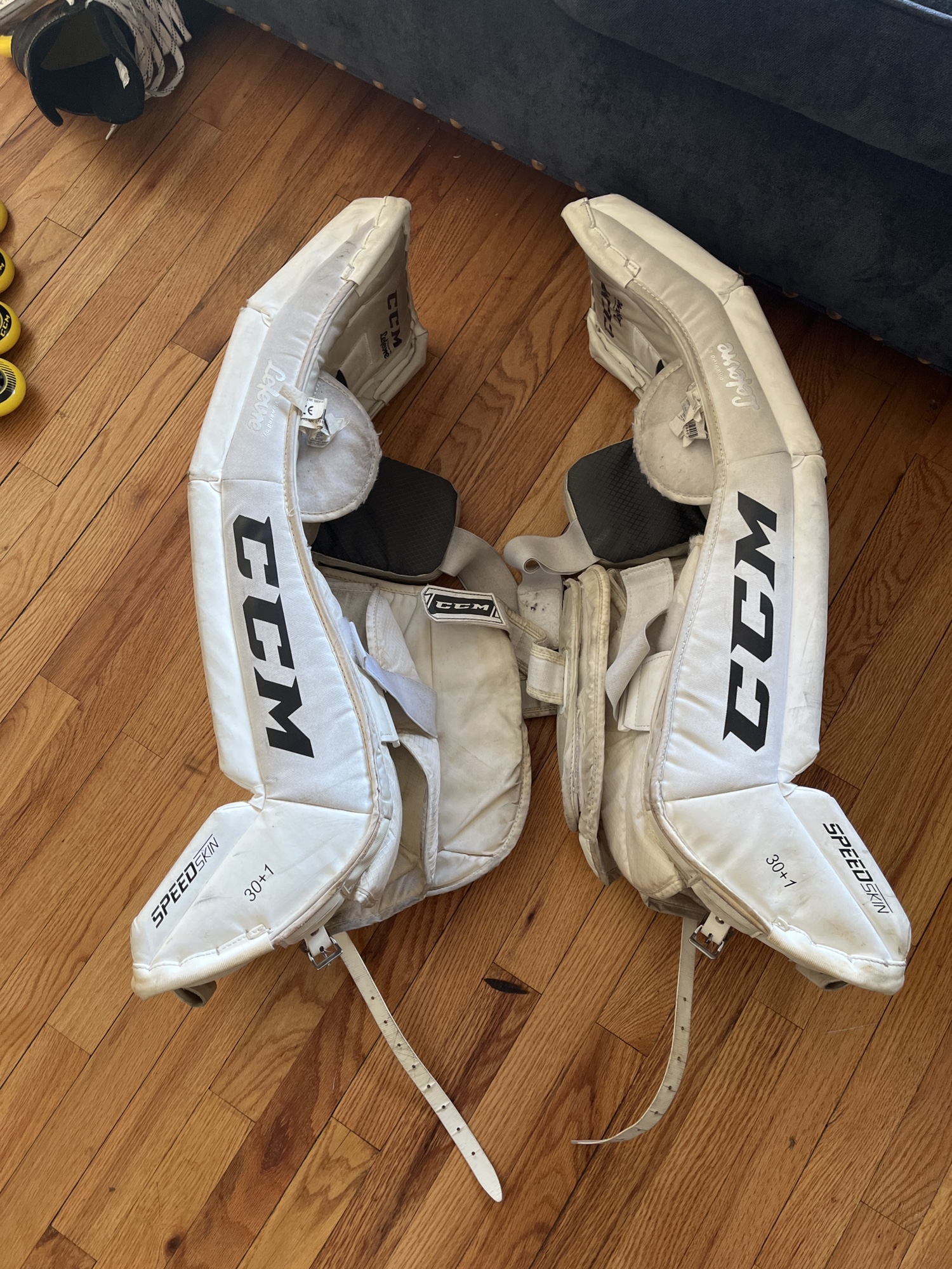 30" CCM Premier P2.5 Goalie Leg Pads SidelineSwap