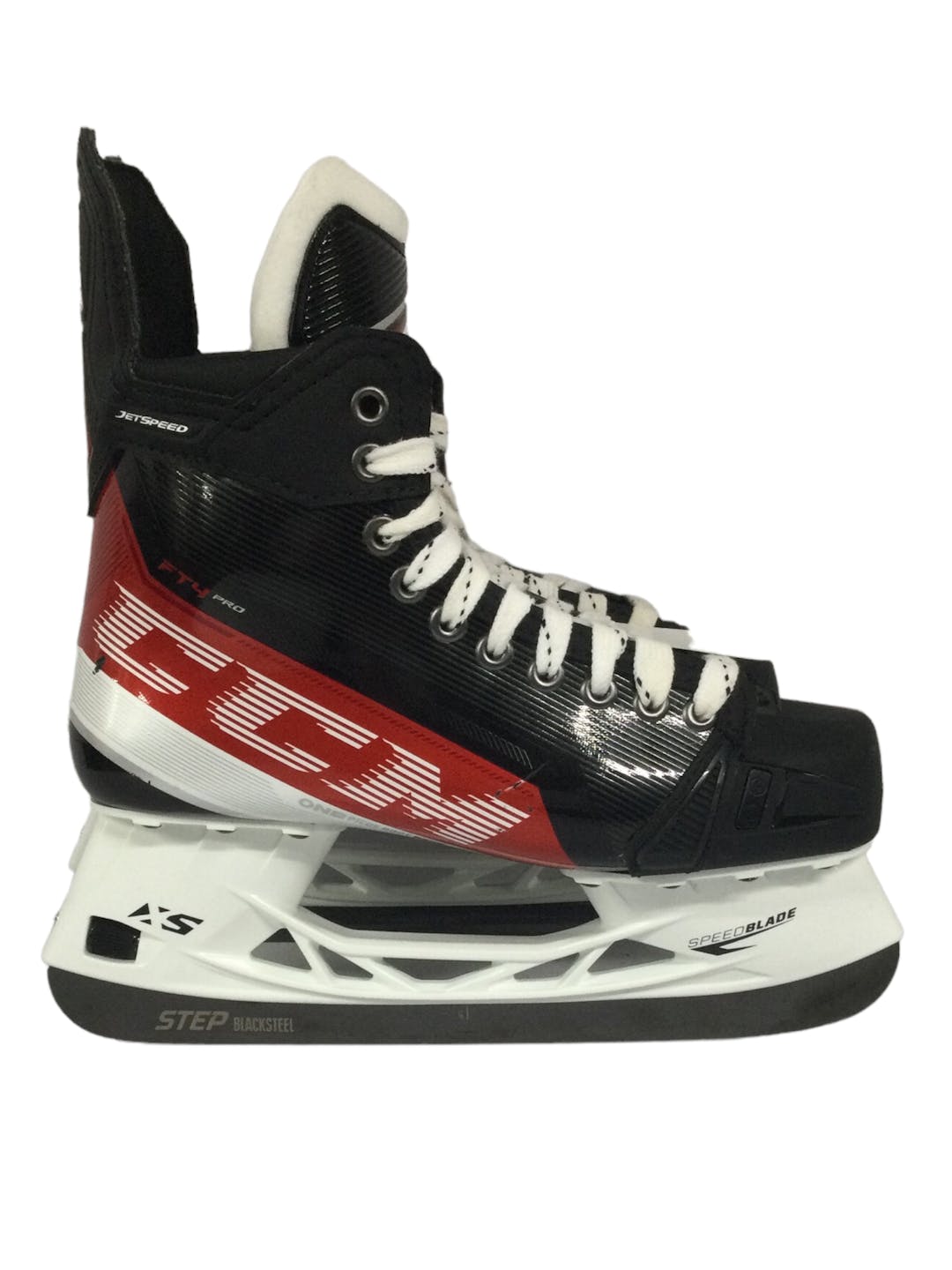Used Ccm Jetspeed Ft4 Pro Ice Hockey Skate Size 9w SidelineSwap