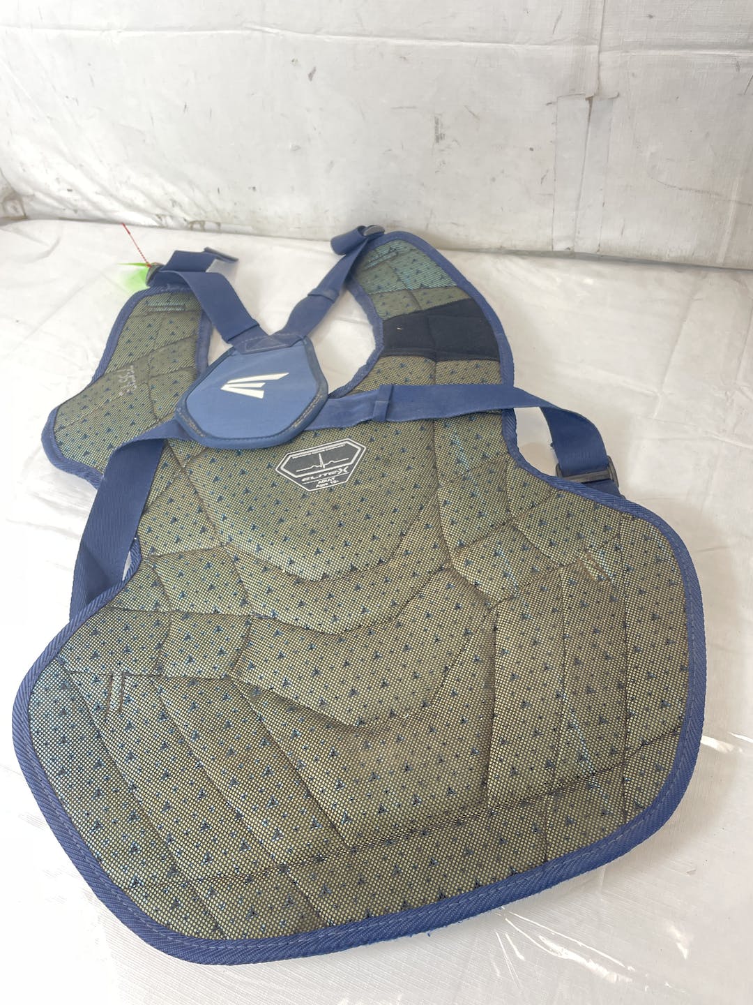 Used Easton Elite X Adult Baseball Catchers Chest Protector SidelineSwap