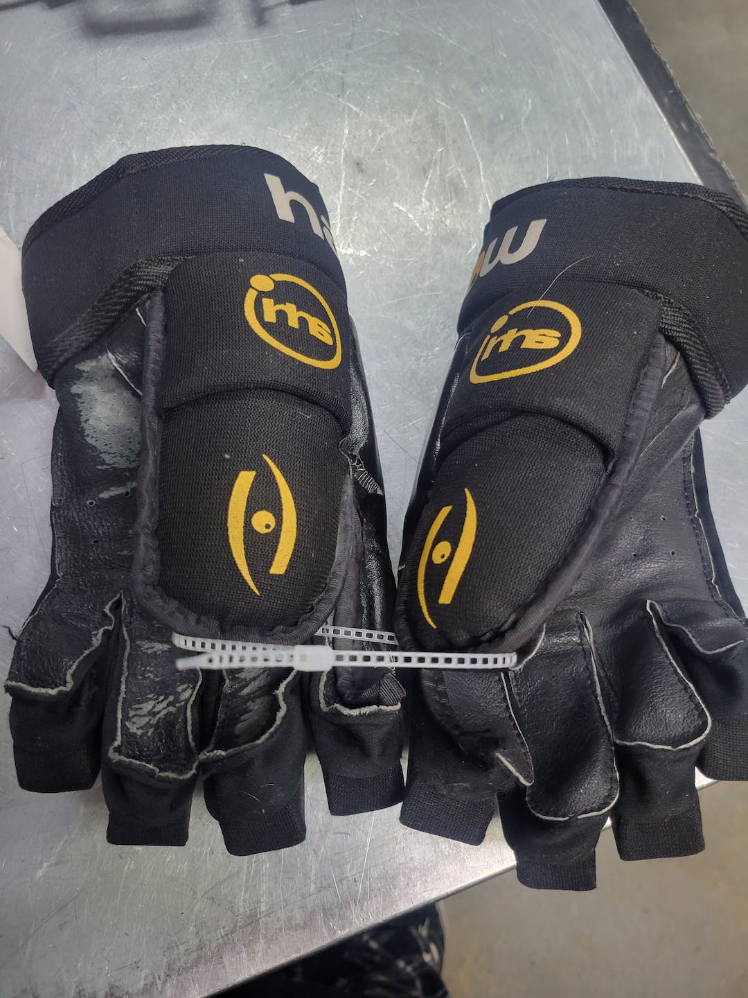 Used Harrow Hockey Gloves 12" Hockey Gloves SidelineSwap