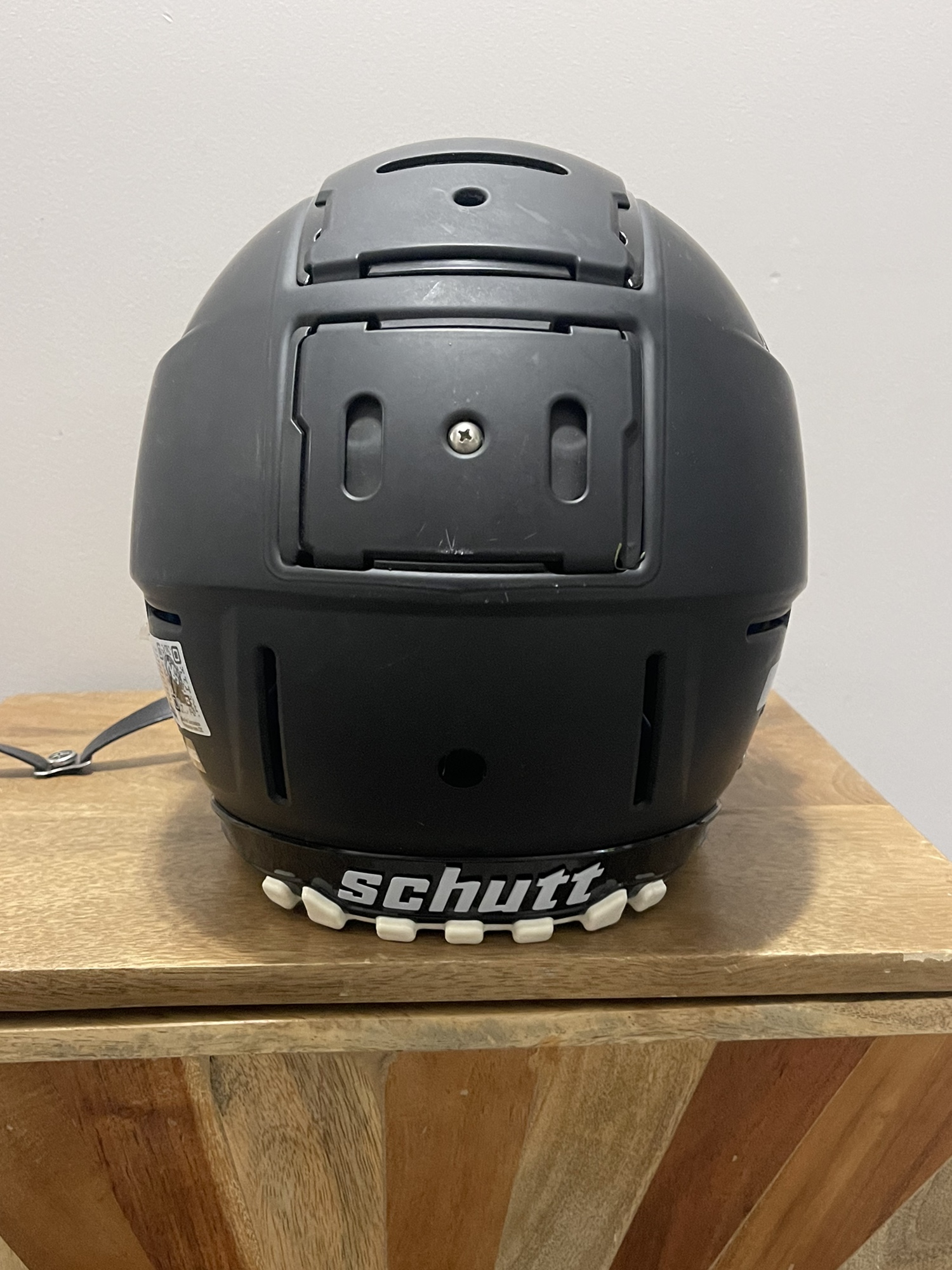 Used Extra Large Schutt F7 Helmet SidelineSwap