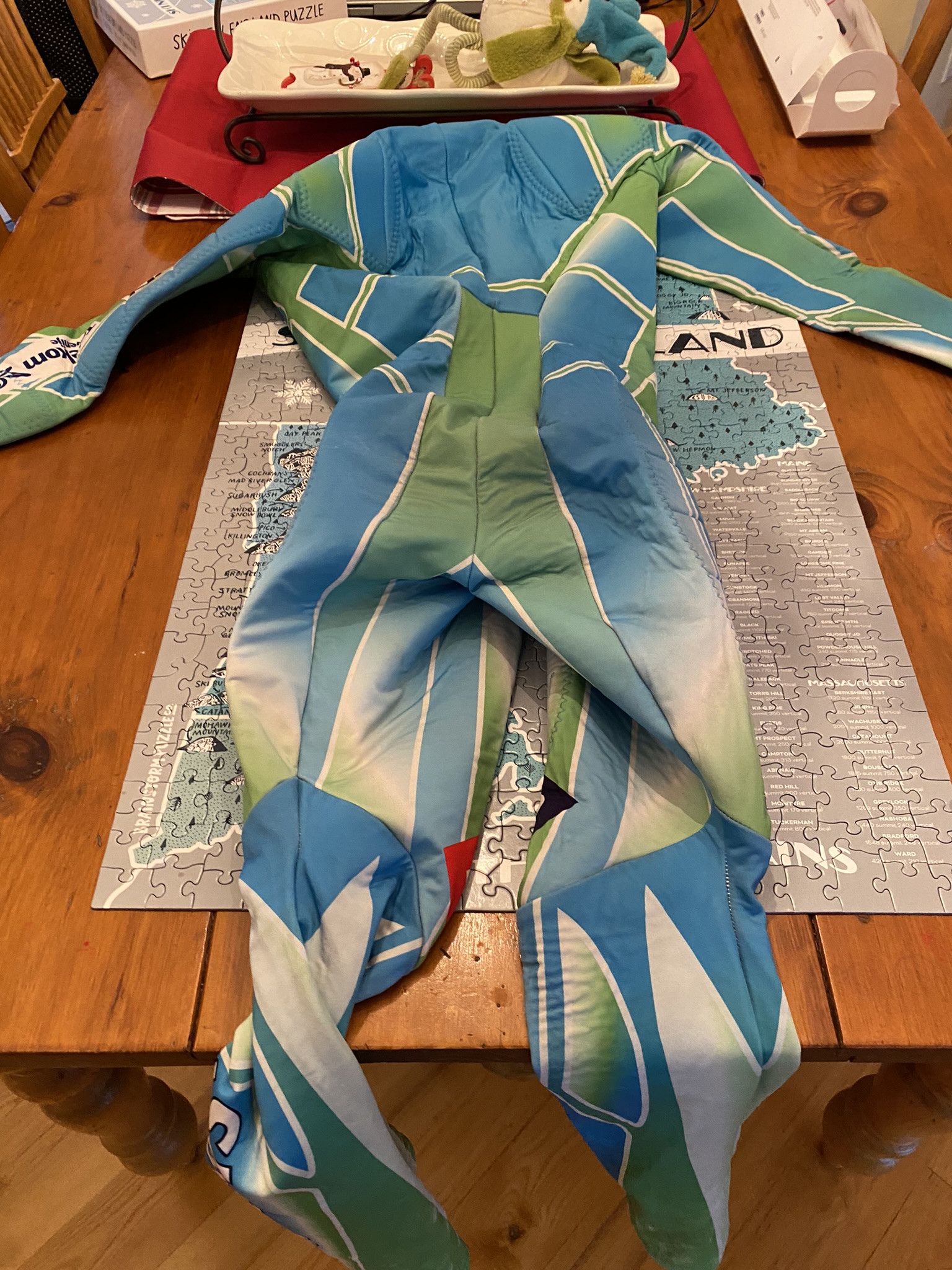 Youth Used Jr/ P/S Small Karbon Ski Suit SidelineSwap