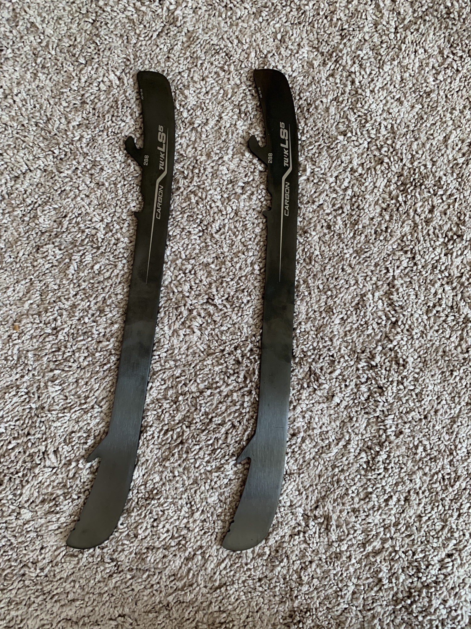 Bauer tuuk LS5 carbon skate blades SidelineSwap