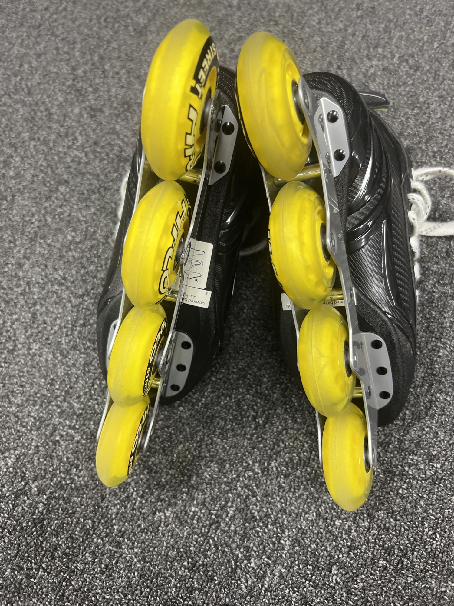 Used Bauer Inline Skates D&R (Regular) 3.0 SidelineSwap