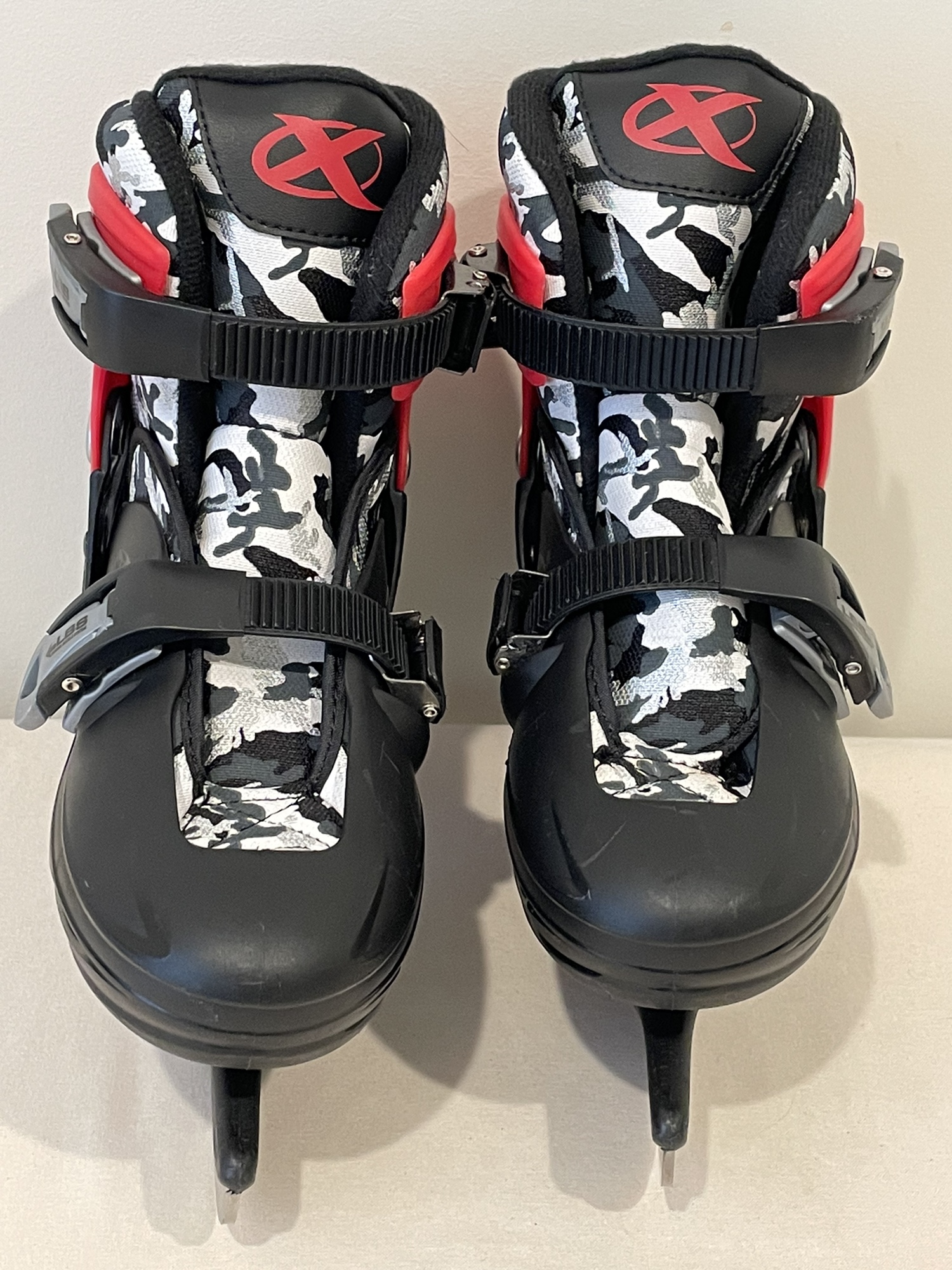 DBX Blitz Adjustable Skate Set SidelineSwap