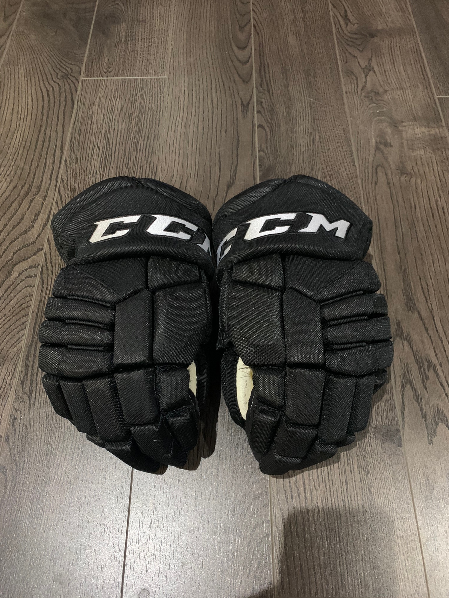 CCM GLOVES JETSPEED FT4 PRO 13" PRO STOCK BLACK SidelineSwap