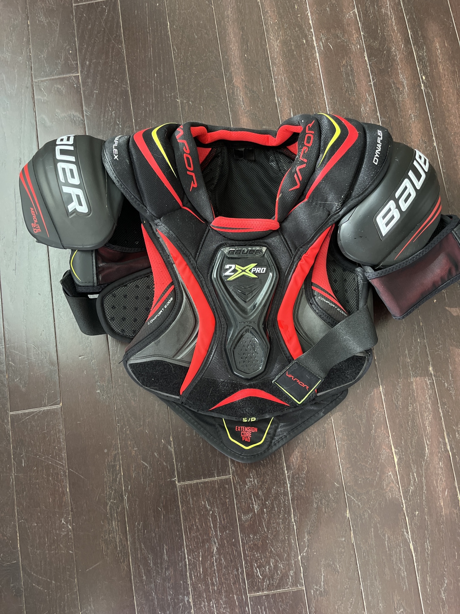 Used Small Bauer Vapor 2x pro Shoulder Pads SidelineSwap