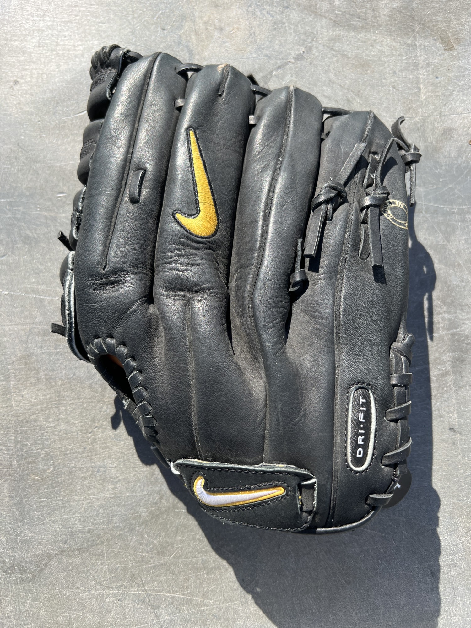 New Nike Pro Gold Left Hand Throw Baseball Glove 12.75" SidelineSwap