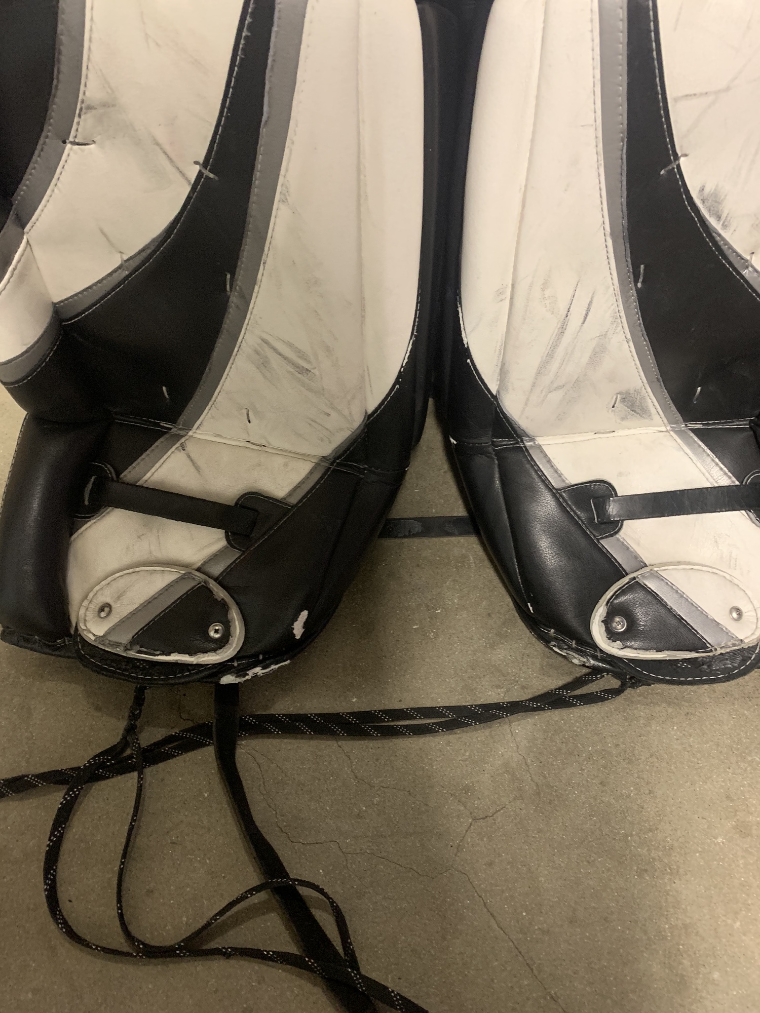 Kohl 580 Series Glove, Blocker and Leg pads set SidelineSwap