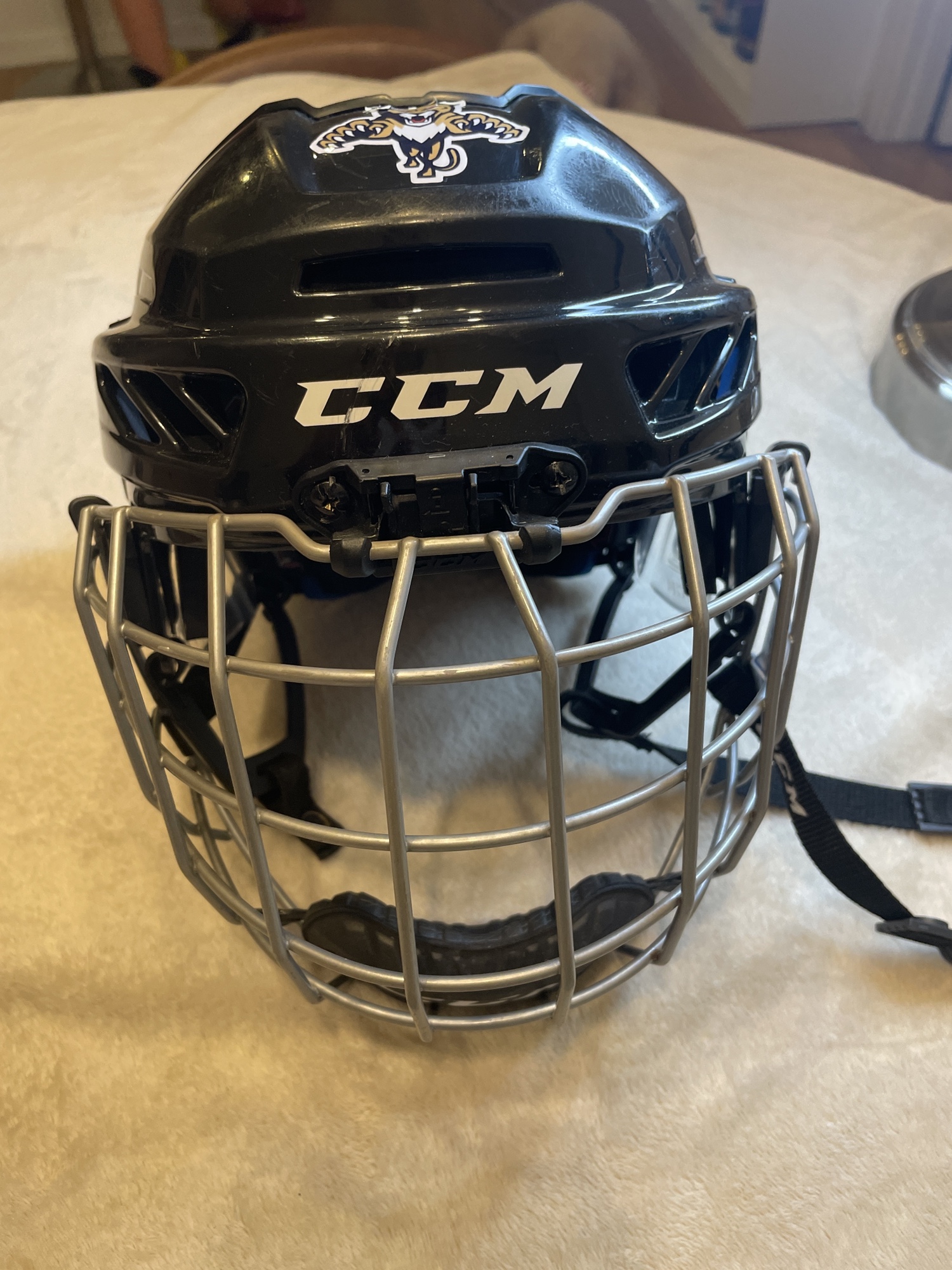 Used Youth CCM FM50 Helmet SidelineSwap
