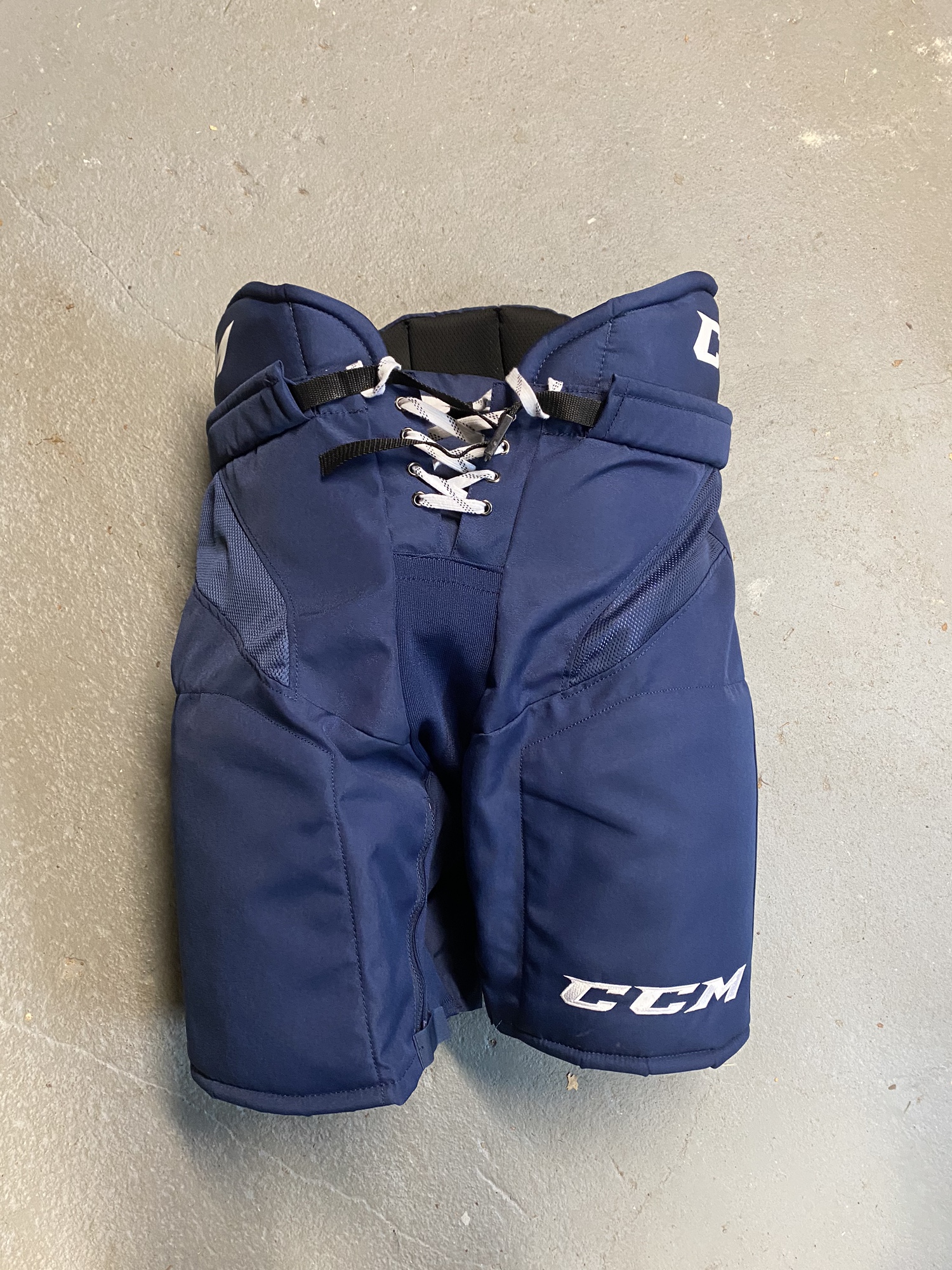Senior Large CCM Pro Stock HP30 Hockey Pants SidelineSwap