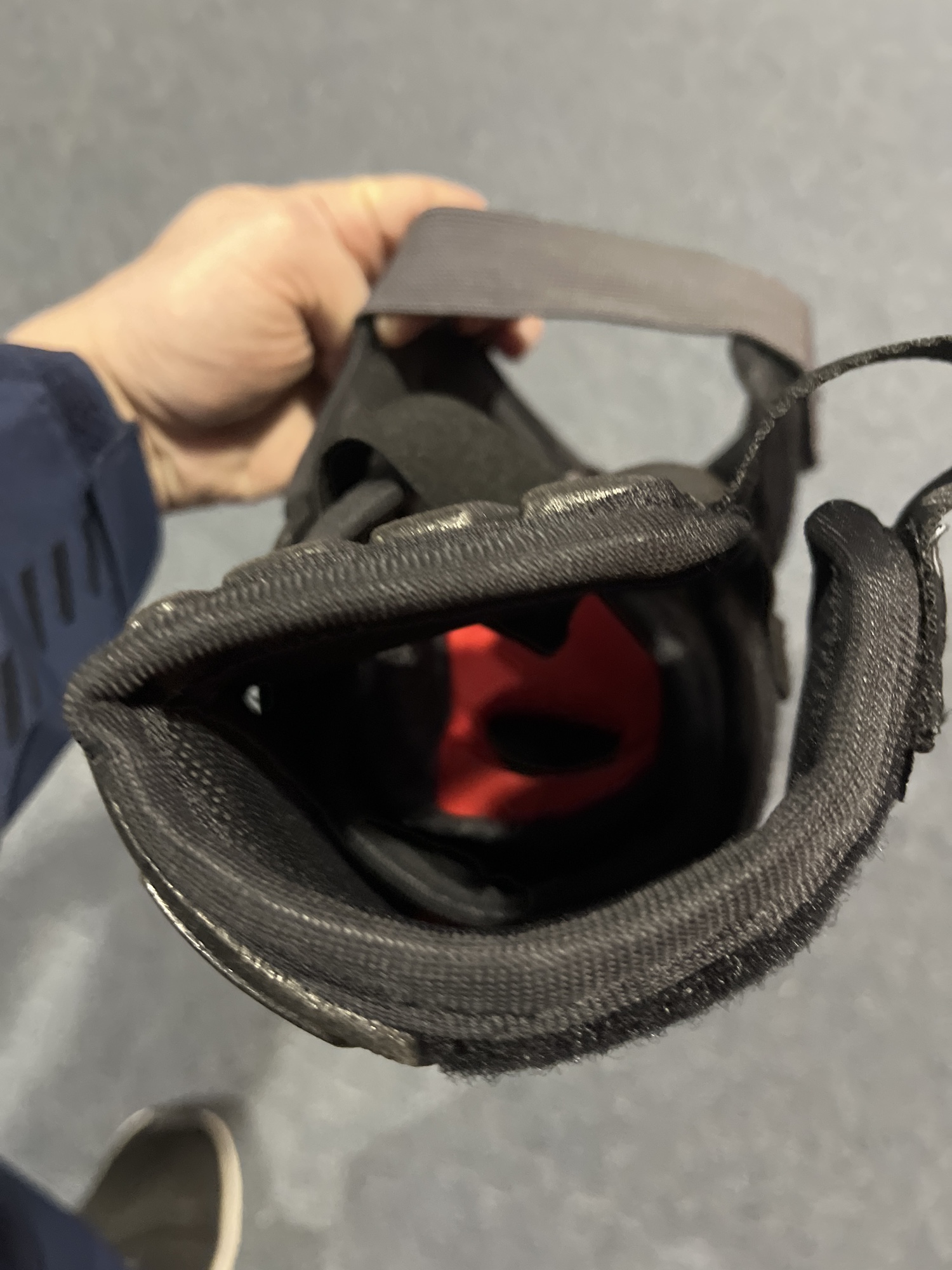 New CCM QLT Pro Stock Elbow Pads Large SidelineSwap