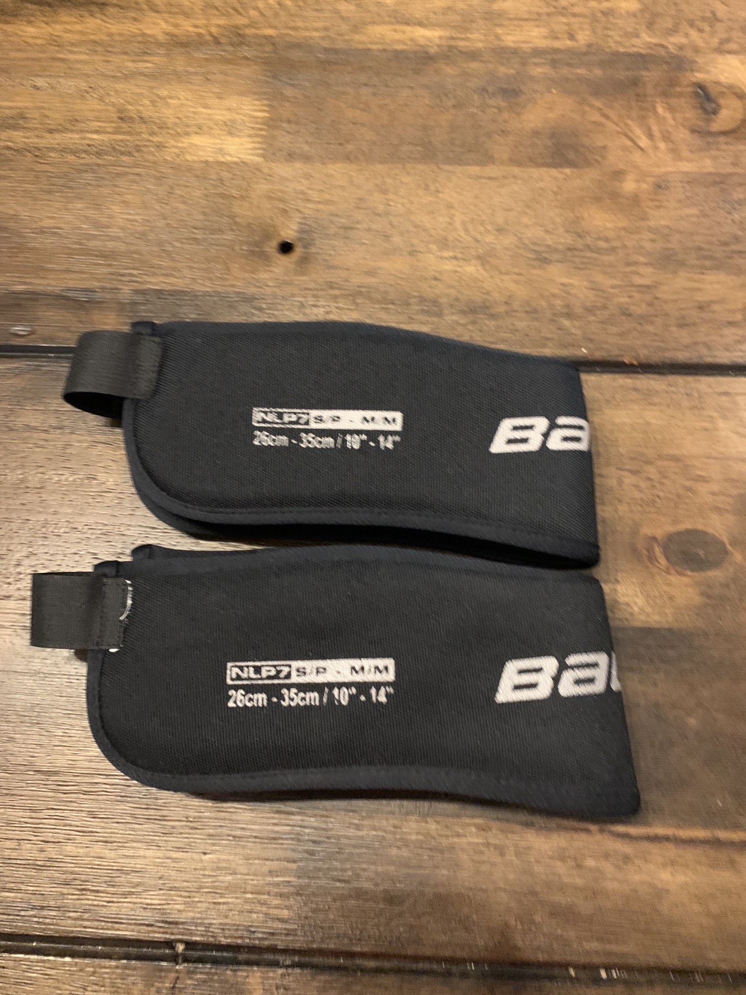 Bauer NLP7 neck guard SidelineSwap