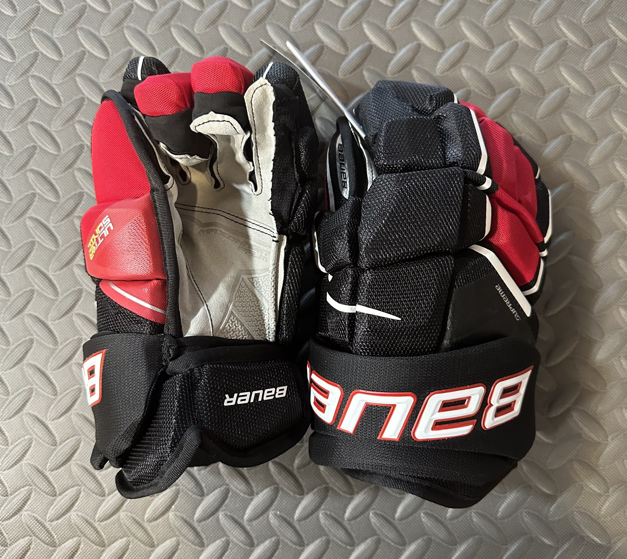 Bauer Supreme Ultrasonic Pro Ice Hockey Gloves Black/Red Size 14 SidelineSwap