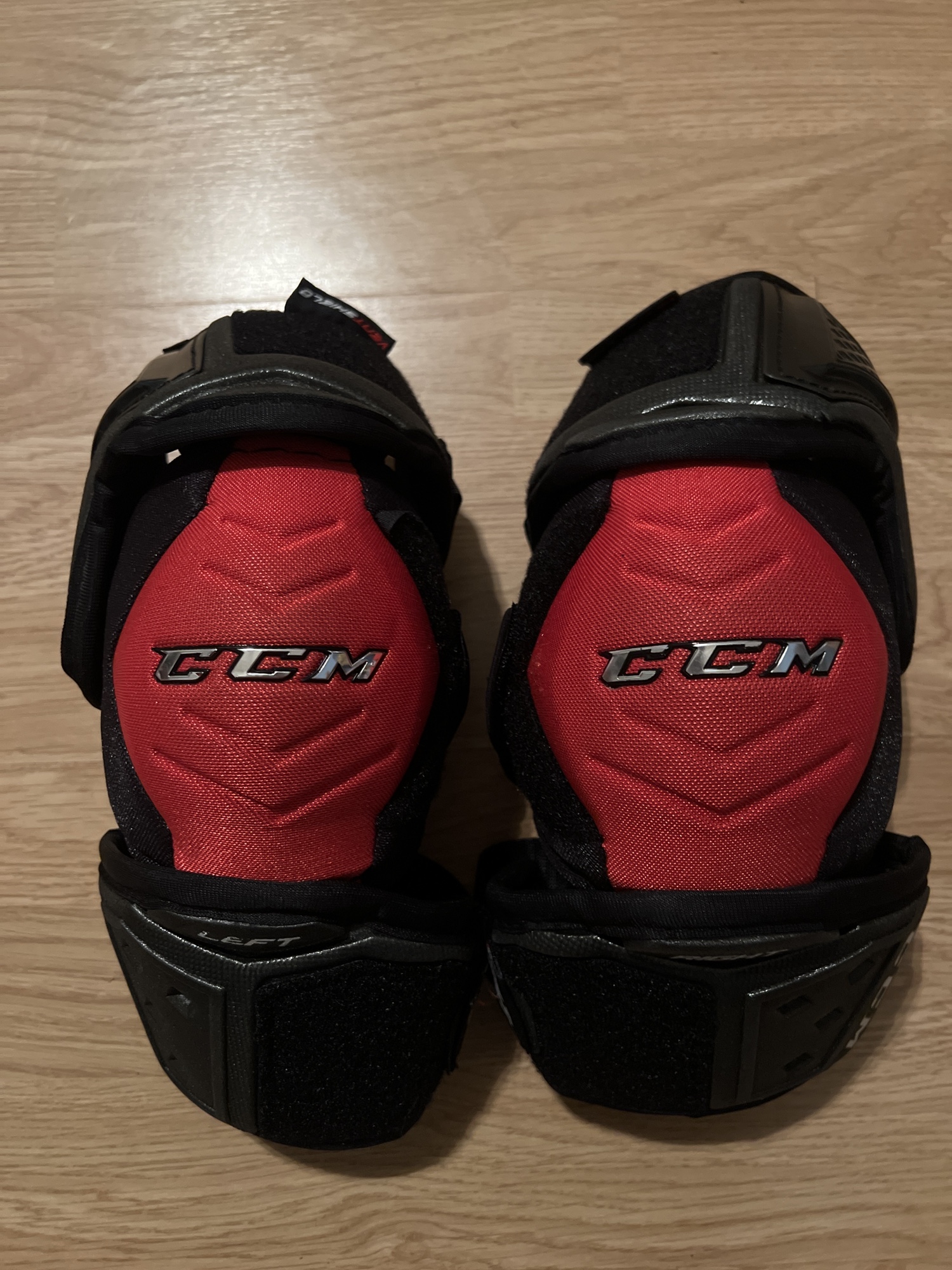 Pro Stock CCM QUICKLITE SR M Hockey Elbow Pads SidelineSwap