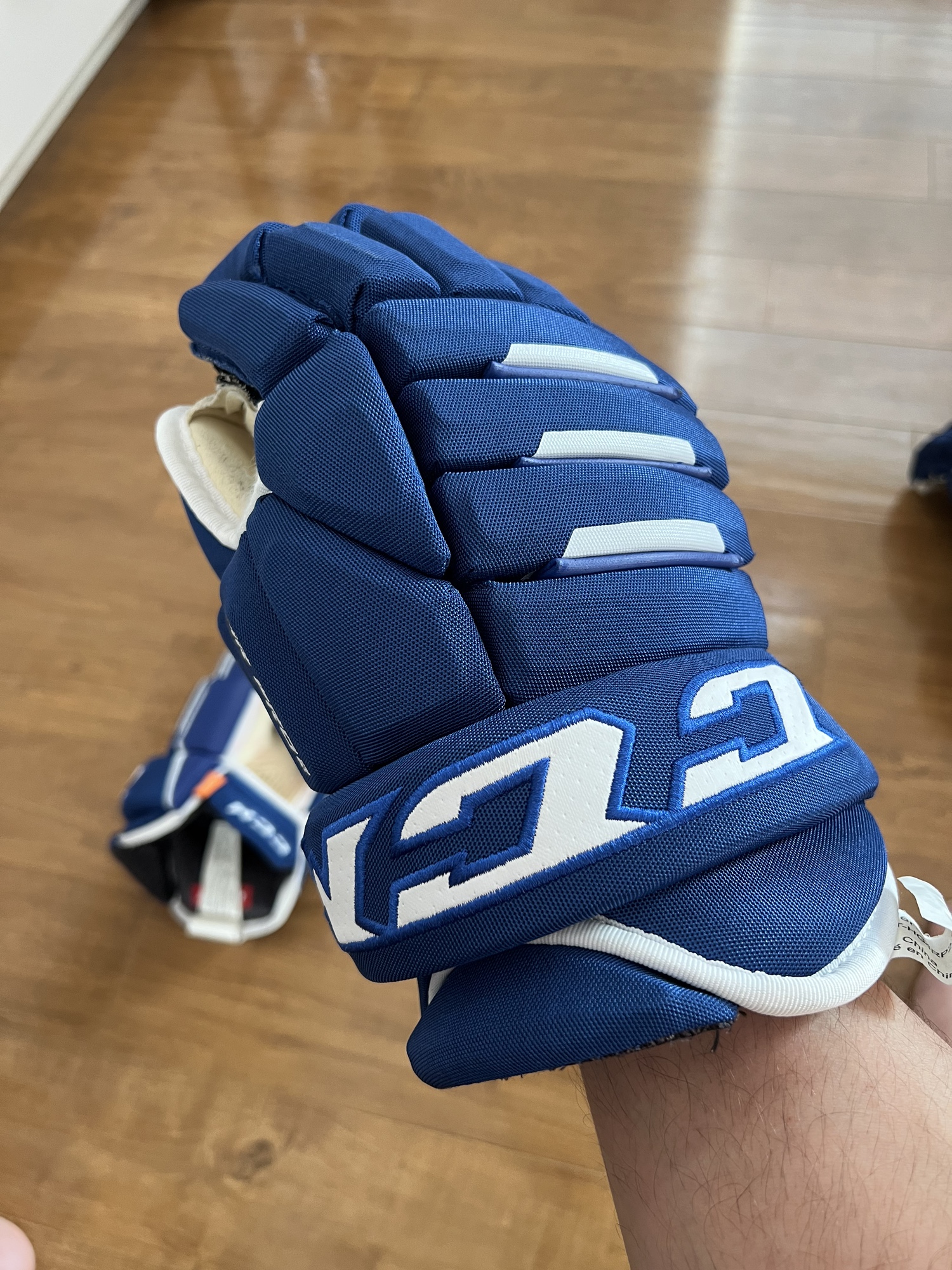 CCM 4 Roll Pro 2 Gloves 14” Inch 4R Pro2 SidelineSwap