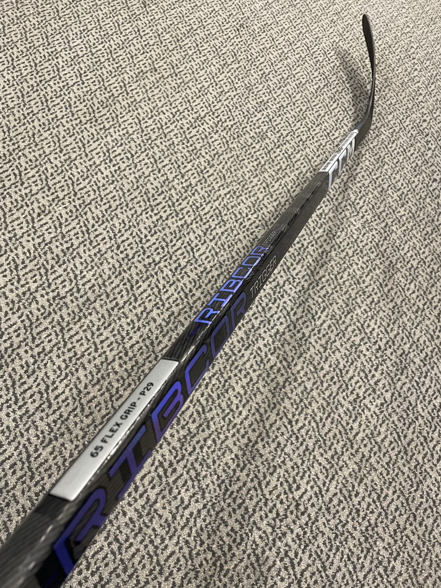 CCM Trigger 7 Pro 65 flex P29 curve right hand stick | SidelineSwap