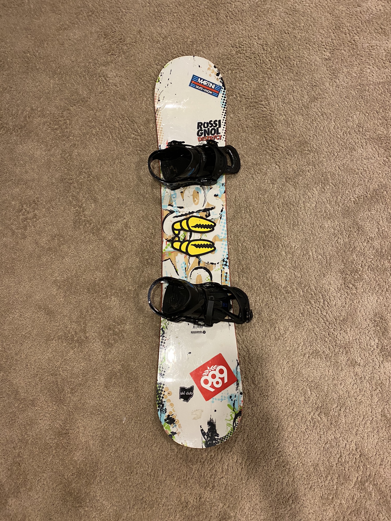 Kid's Rossignol With Bindings Stiff Flex True Twin District Snowboard
