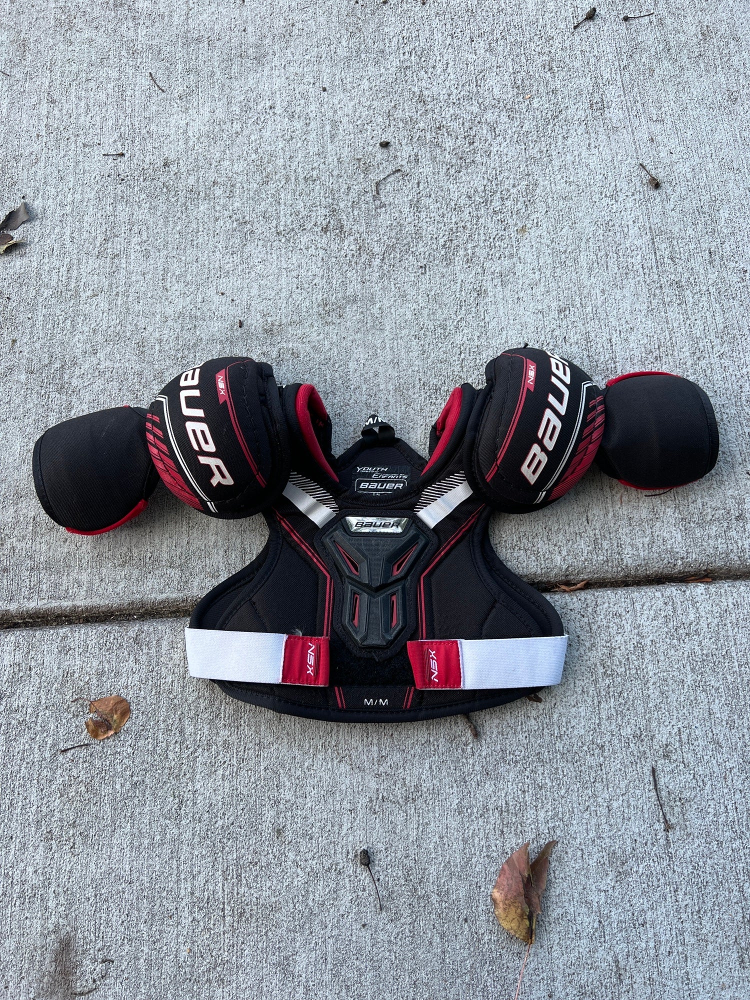 Used Youth Medium Bauer NSX Shoulder Pads SidelineSwap