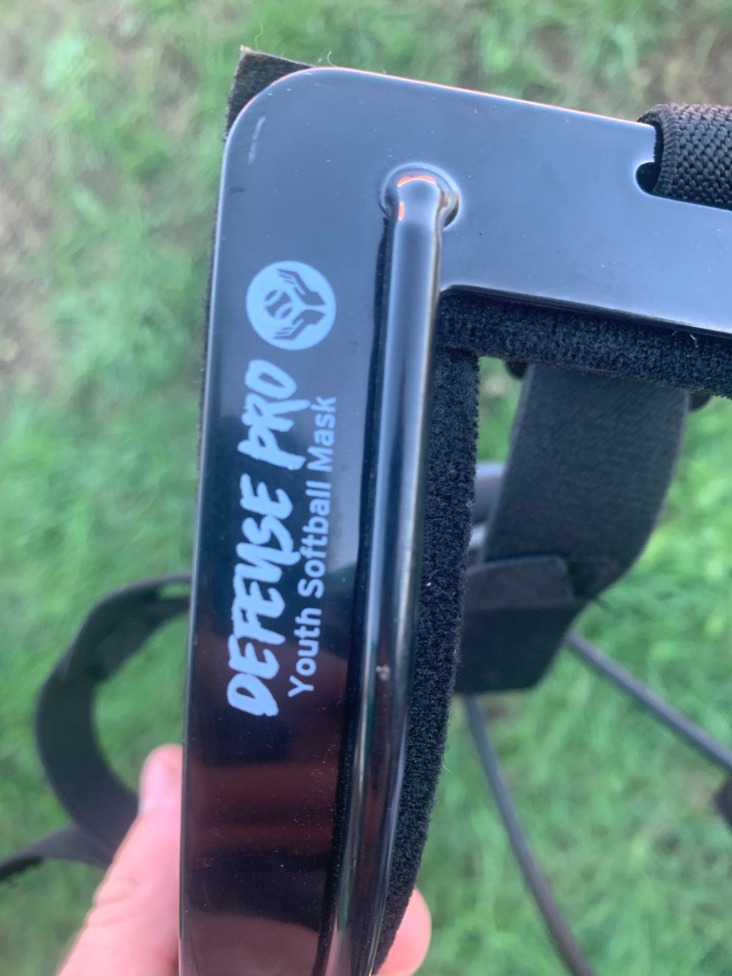 Used RIPIT Defense Pro Softball Fielder's Mask (Youth) SidelineSwap