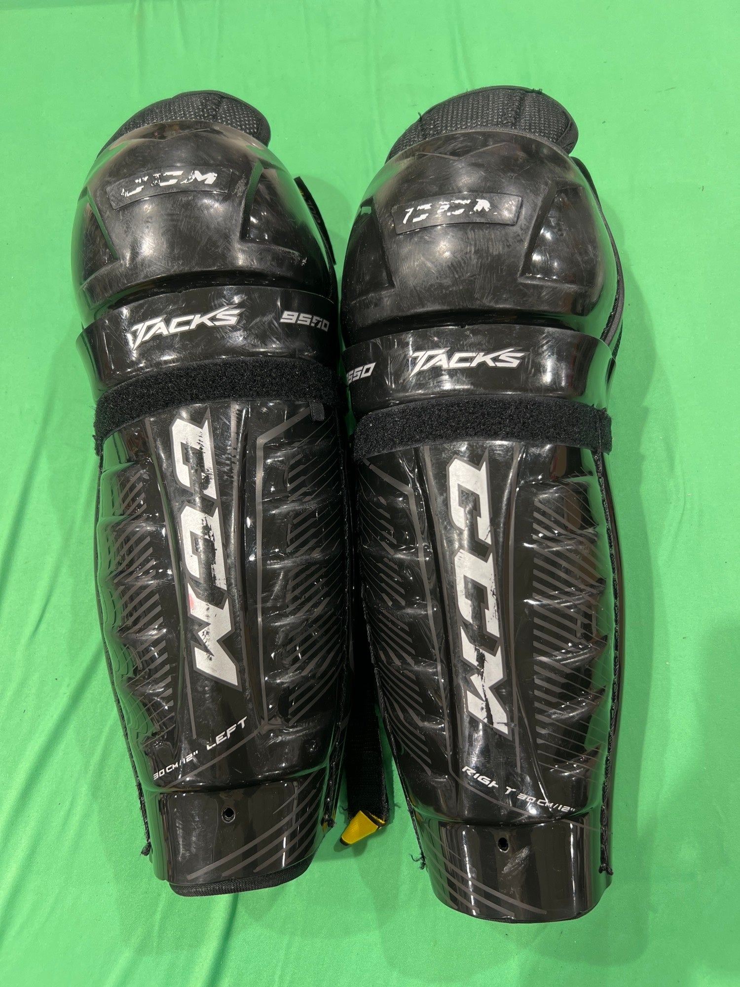 Used CCM Tacks 9550 Shin Pads SidelineSwap