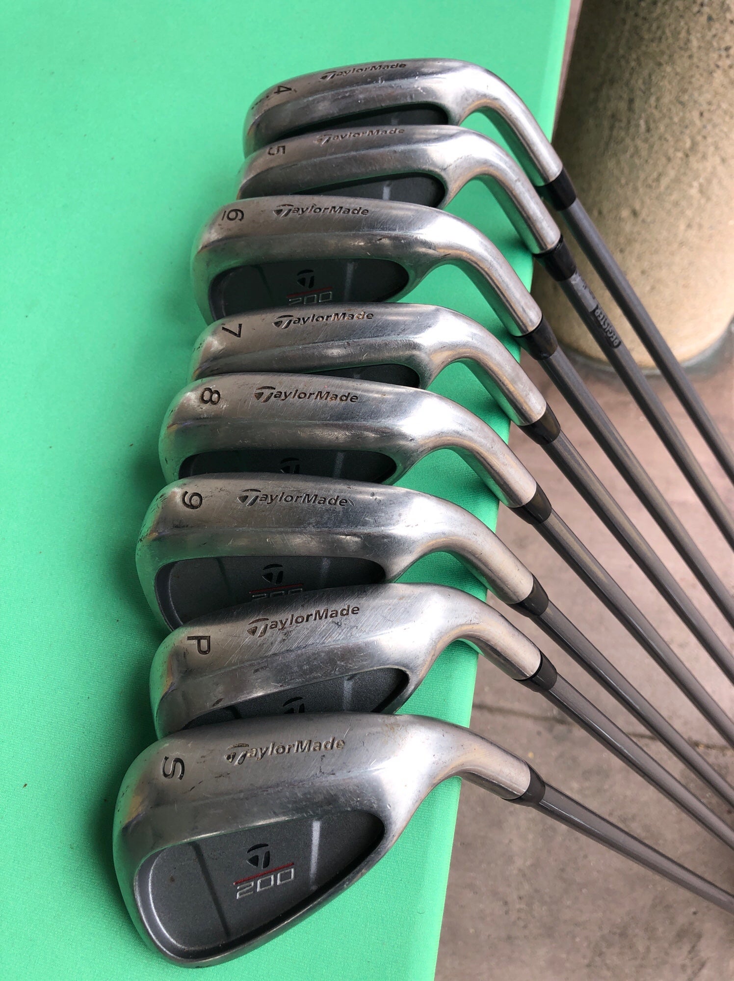 Used TaylorMade T200 Right Iron Set Men's Regular Graphite SidelineSwap