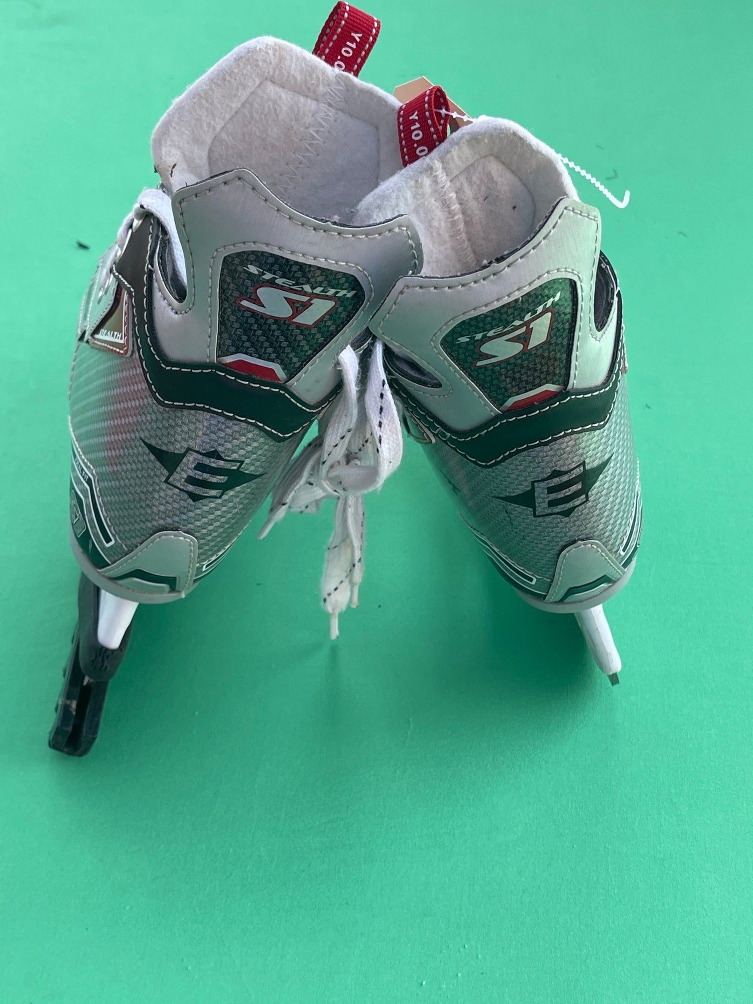 Youth Used Easton Stealth S1 Hockey Skates D&R (Regular) 10 SidelineSwap