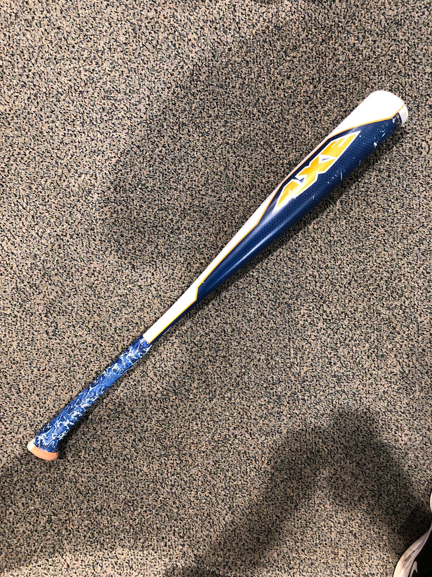 Used BBCOR Certified AXE GS4 Alloy Bat 3 28OZ 31" SidelineSwap